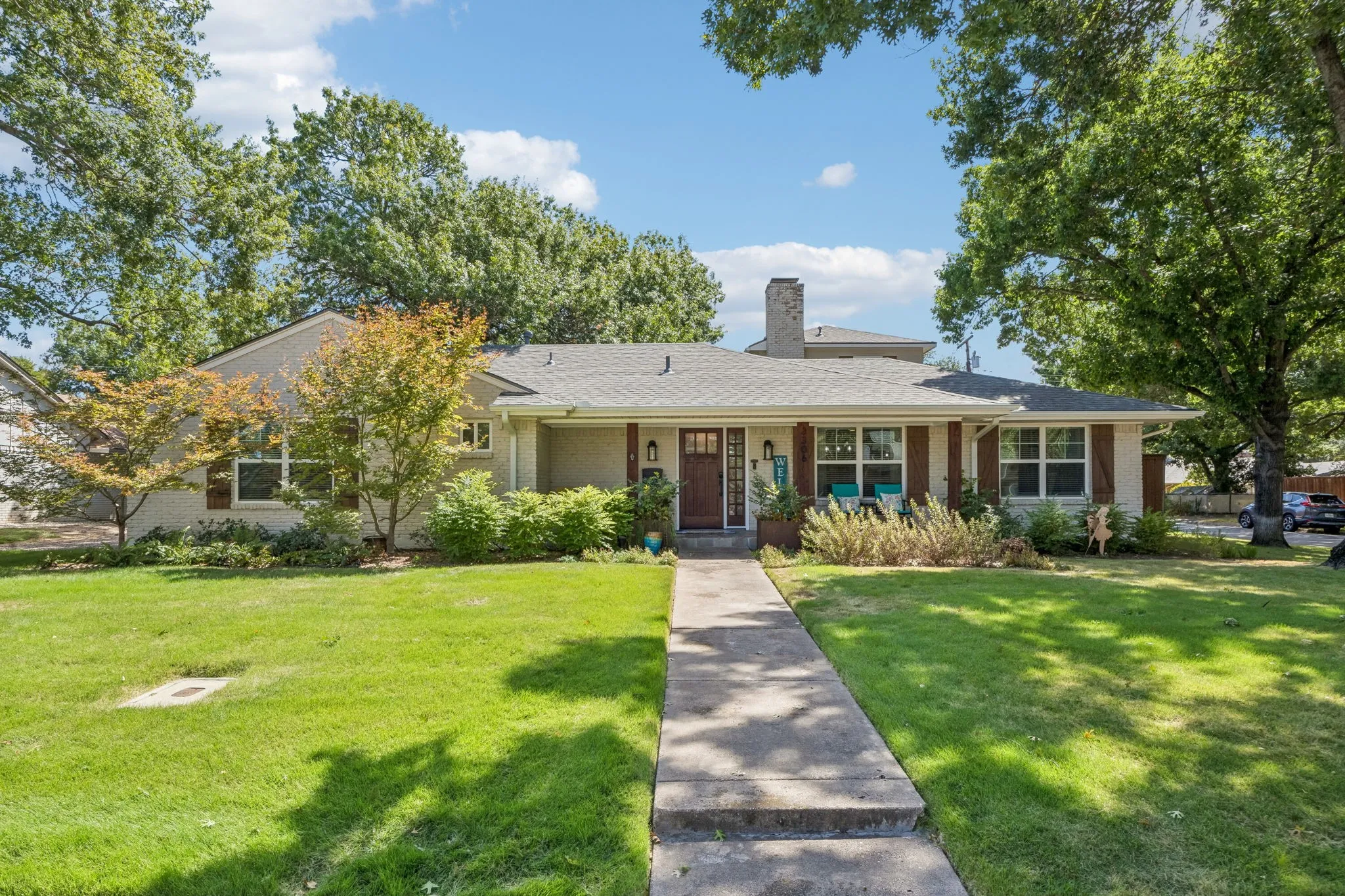 Single Family Residence For Sale