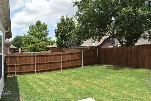 Single Family Residence For Rent in Collin County , 10312 Colfax Drive, Mc Kinney, Texas 75072, 3 Bedroom, 2 Bathroom, 2 Garage spaces, 1,904 Sqft, built in 2008, mls#21388667, Real Estate Agent in Mc Kinney, Homes For Rent in Collin county, Homes For Rent in Mc Kinney, Realtor in Mc Kinney Texas, Real Estate Brokerage Independent Realty Texas, Luminita Cordes Realtor
