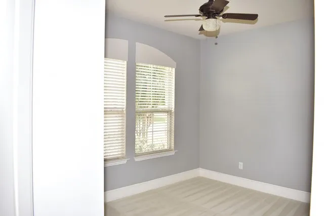 Single Family Residence For Rent in Collin County , 10312 Colfax Drive, Mc Kinney, Texas 75072, 3 Bedroom, 2 Bathroom, 2 Garage spaces, 1,904 Sqft, built in 2008, mls#21388667, Real Estate Agent in Mc Kinney, Homes For Rent in Collin county, Homes For Rent in Mc Kinney, Realtor in Mc Kinney Texas, Real Estate Brokerage Independent Realty Texas, Luminita Cordes Realtor