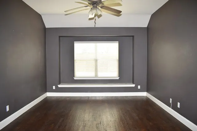 Single Family Residence For Rent in Collin County , 10312 Colfax Drive, Mc Kinney, Texas 75072, 3 Bedroom, 2 Bathroom, 2 Garage spaces, 1,904 Sqft, built in 2008, mls#21388667, Real Estate Agent in Mc Kinney, Homes For Rent in Collin county, Homes For Rent in Mc Kinney, Realtor in Mc Kinney Texas, Real Estate Brokerage Independent Realty Texas, Luminita Cordes Realtor