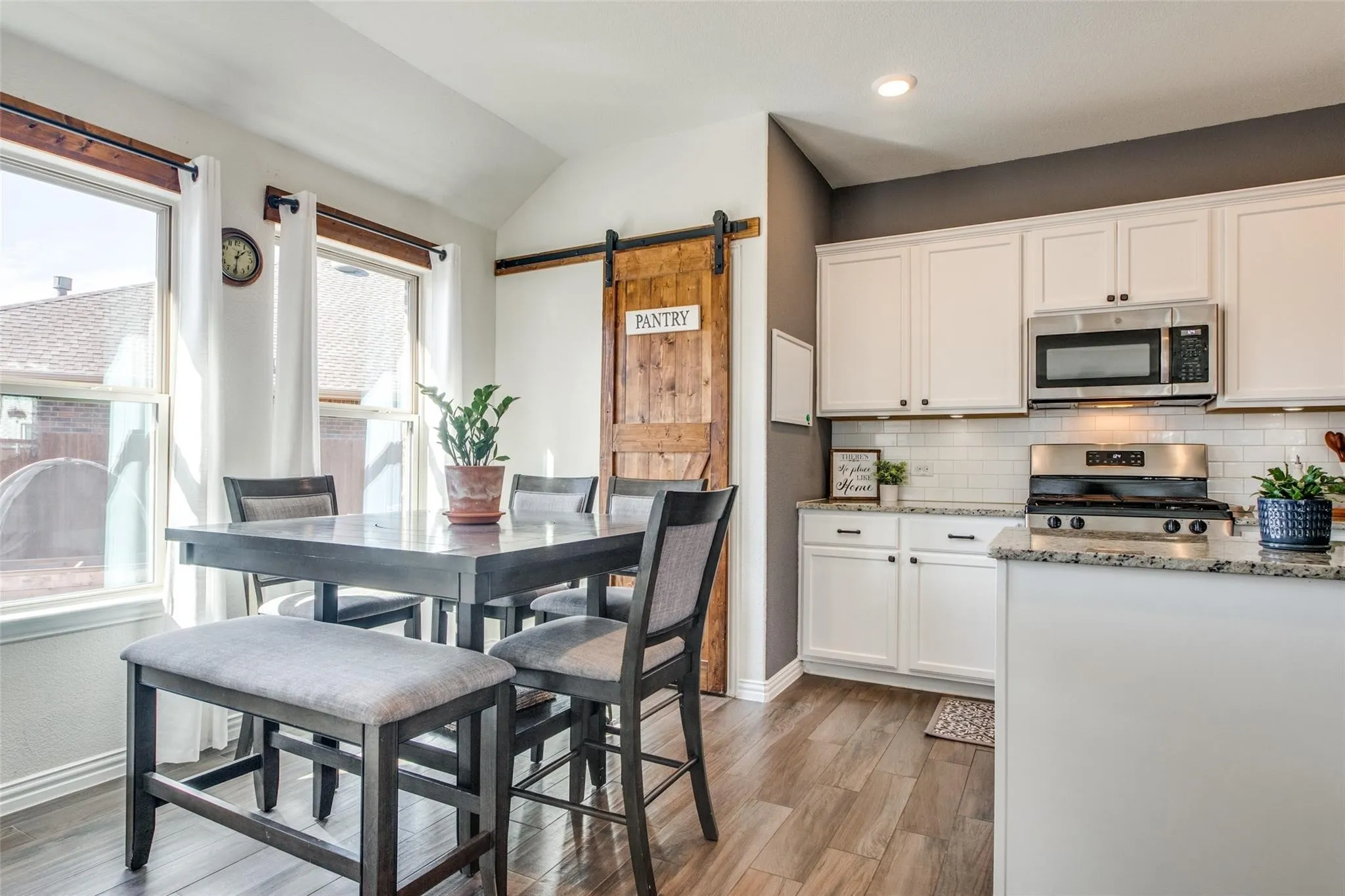 Single Family Residence For Rent in Collin County , 1203 Timberfalls Drive, Anna, Texas 75409, 4 Bedroom, 2 Bathroom, 1 Garage spaces, 1,999 Sqft, built in 2018, mls#21386200, Real Estate Agent in Anna, Homes For Rent in Collin county, Homes For Rent in Anna, Realtor in Anna Texas, Real Estate Brokerage Independent Realty Texas, Luminita Cordes Realtor