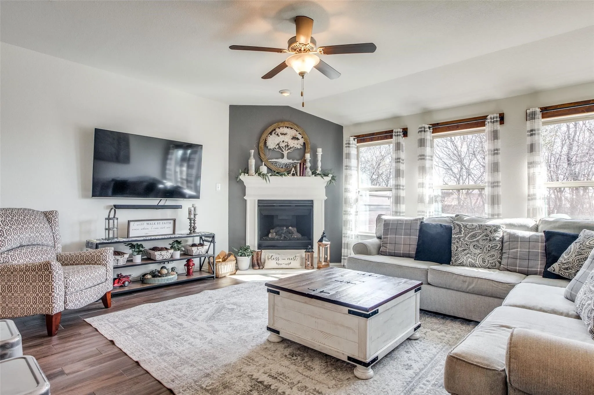 Single Family Residence For Rent in Collin County , 1203 Timberfalls Drive, Anna, Texas 75409, 4 Bedroom, 2 Bathroom, 1 Garage spaces, 1,999 Sqft, built in 2018, mls#21386200, Real Estate Agent in Anna, Homes For Rent in Collin county, Homes For Rent in Anna, Realtor in Anna Texas, Real Estate Brokerage Independent Realty Texas, Luminita Cordes Realtor