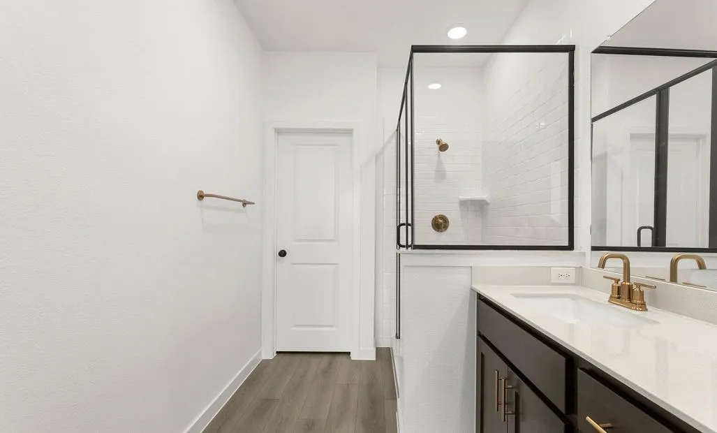Primary Bathroom Representative Photo featuring the Laguna Collection