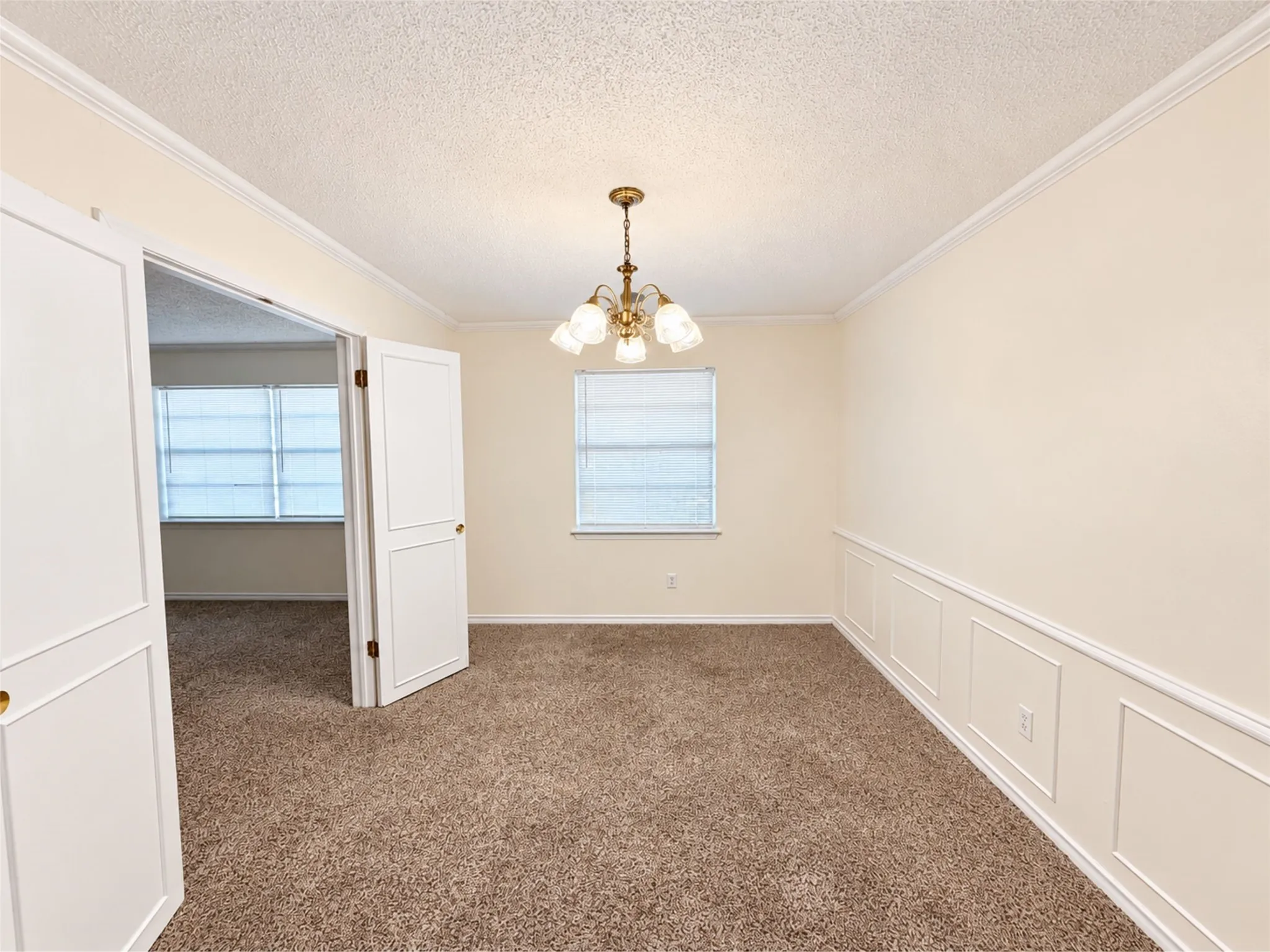 Single Family Residence For Rent in Hunt County , 7 Timberside Drive, Greenville, Texas 75402, 3 Bedroom, 2 Bathroom, 2 Garage spaces, 1,944 Sqft, built in 1975, mls#21388722, Real Estate Agent in Greenville, Homes For Rent in Hunt county, Homes For Rent in Greenville, Realtor in Greenville Texas, Real Estate Brokerage Independent Realty Texas, Luminita Cordes Realtor