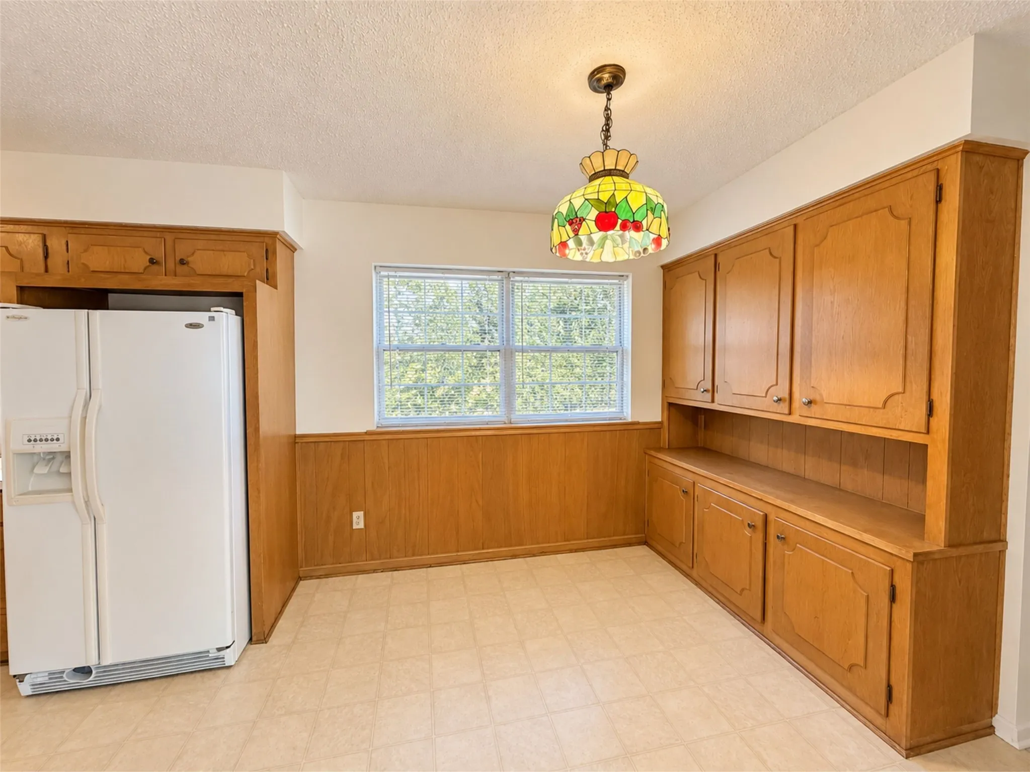 Single Family Residence For Rent in Hunt County , 7 Timberside Drive, Greenville, Texas 75402, 3 Bedroom, 2 Bathroom, 2 Garage spaces, 1,944 Sqft, built in 1975, mls#21388722, Real Estate Agent in Greenville, Homes For Rent in Hunt county, Homes For Rent in Greenville, Realtor in Greenville Texas, Real Estate Brokerage Independent Realty Texas, Luminita Cordes Realtor