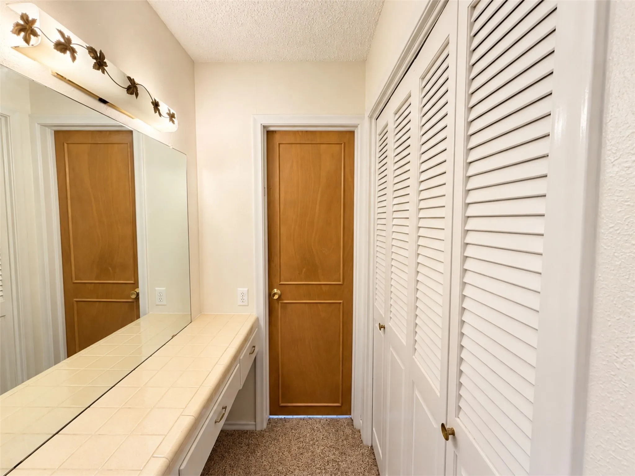 Single Family Residence For Rent in Hunt County , 7 Timberside Drive, Greenville, Texas 75402, 3 Bedroom, 2 Bathroom, 2 Garage spaces, 1,944 Sqft, built in 1975, mls#21388722, Real Estate Agent in Greenville, Homes For Rent in Hunt county, Homes For Rent in Greenville, Realtor in Greenville Texas, Real Estate Brokerage Independent Realty Texas, Luminita Cordes Realtor