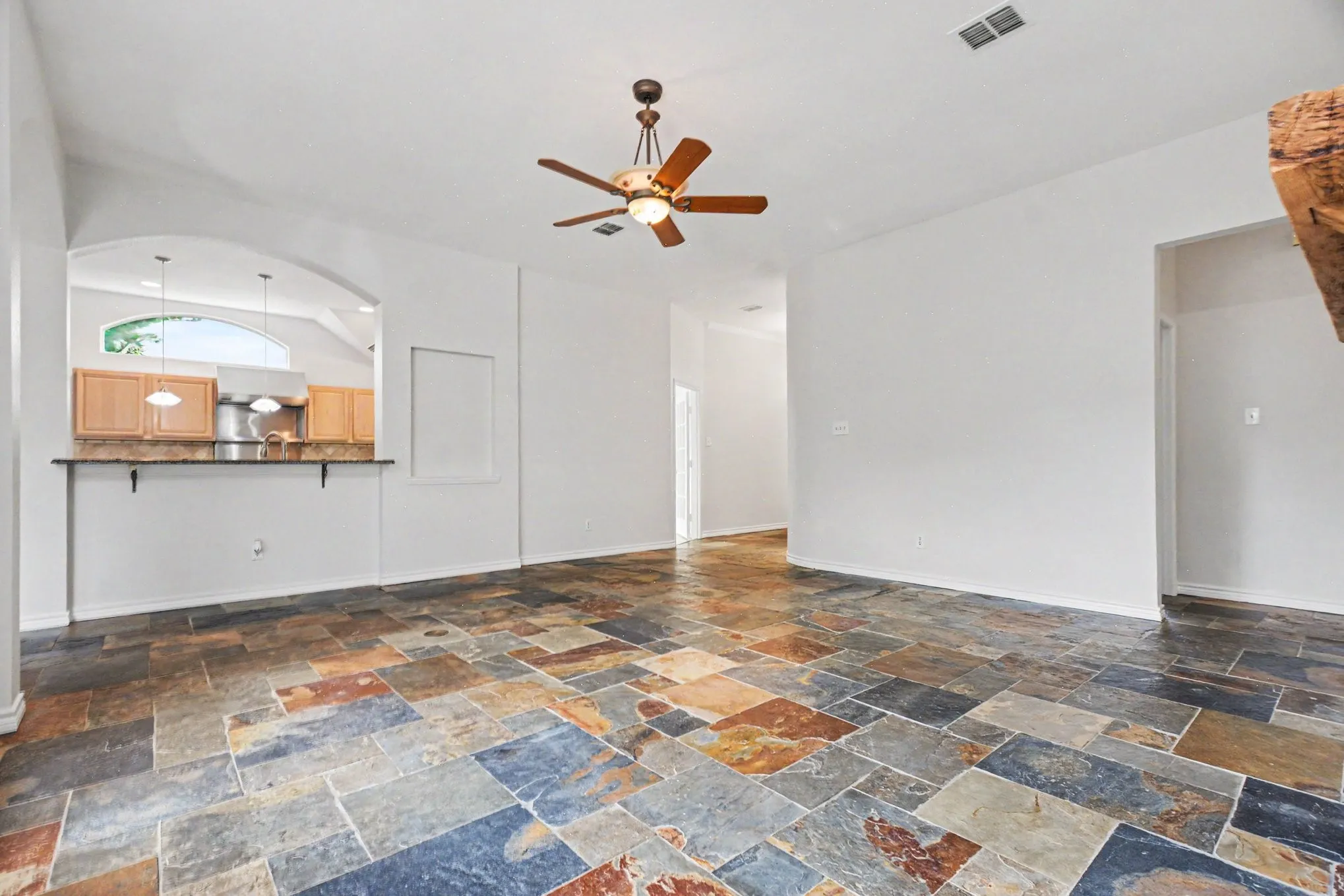 Single Family Residence For Sale in Collin County , 4581 Crown Ridge Drive, Plano, Texas 75024, 4 Bedroom, 2 Bathroom, 2 Garage spaces, 2,222 Sqft, built in 1997, mls#21388718, Real Estate Agent in Plano, Homes For Sale in Collin county, Homes For Sale in Plano, Realtor in Plano Texas, Real Estate Brokerage Independent Realty Texas, Luminita Cordes Realtor