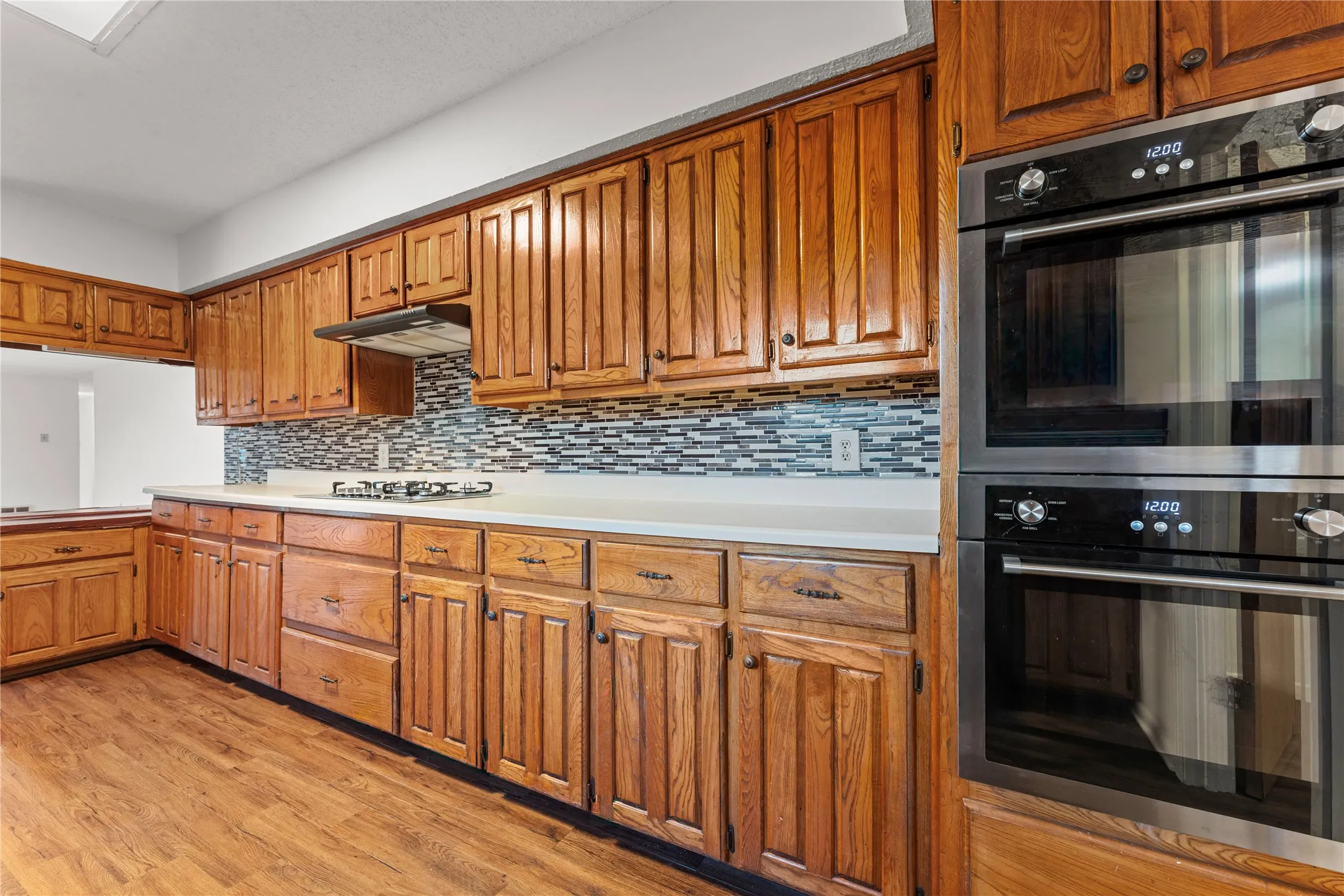 Single Family Residence For Sale in Mc Lennan County , 1825 Mahalia Drive, Waco, Texas 76705, 3 Bedroom, 2 Bathroom, 2 Garage spaces, 1,921 Sqft, built in 1983, mls#21380232, Real Estate Agent in Waco, Homes For Sale in Mc Lennan county, Homes For Sale in Waco, Realtor in Waco Texas, Real Estate Brokerage Independent Realty Texas, Luminita Cordes Realtor