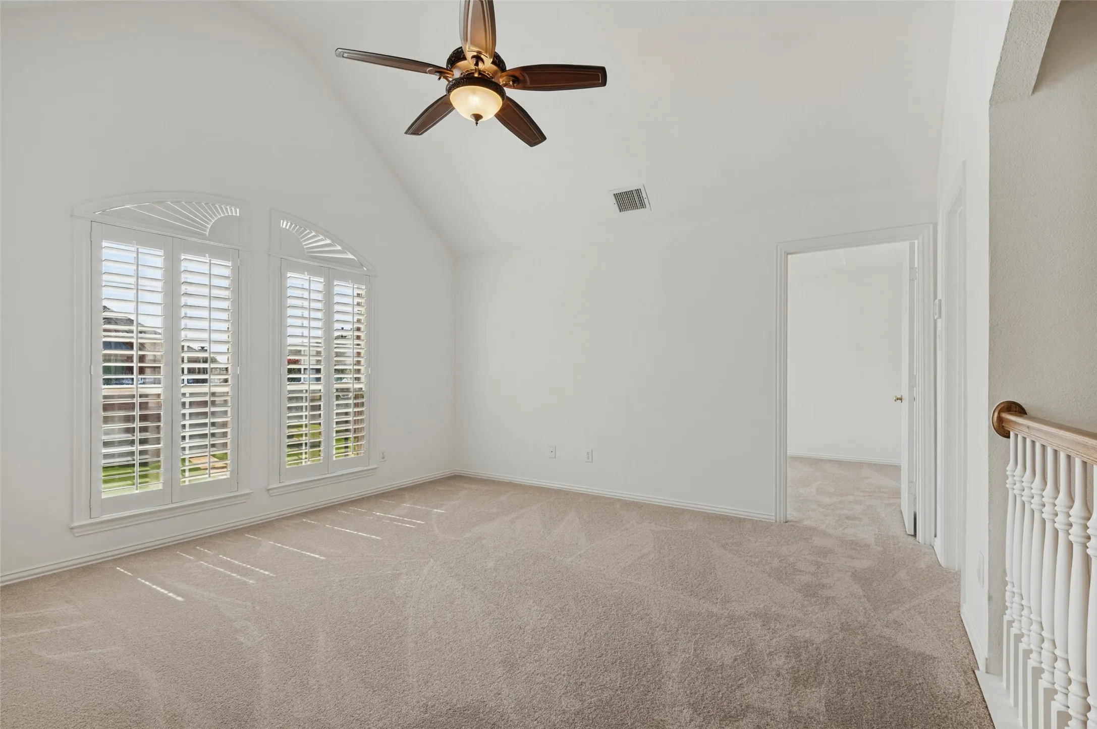 Single Family Residence For Sale in Denton County , 1432 Parkwood Drive, Carrollton, Texas 75007, 5 Bedroom, 4 Bathroom, 2 Garage spaces, 3,463 Sqft, built in 1998, mls#21385594, Real Estate Agent in Carrollton, Homes For Sale in Denton county, Homes For Sale in Carrollton, Realtor in Carrollton Texas, Real Estate Brokerage Independent Realty Texas, Luminita Cordes Realtor