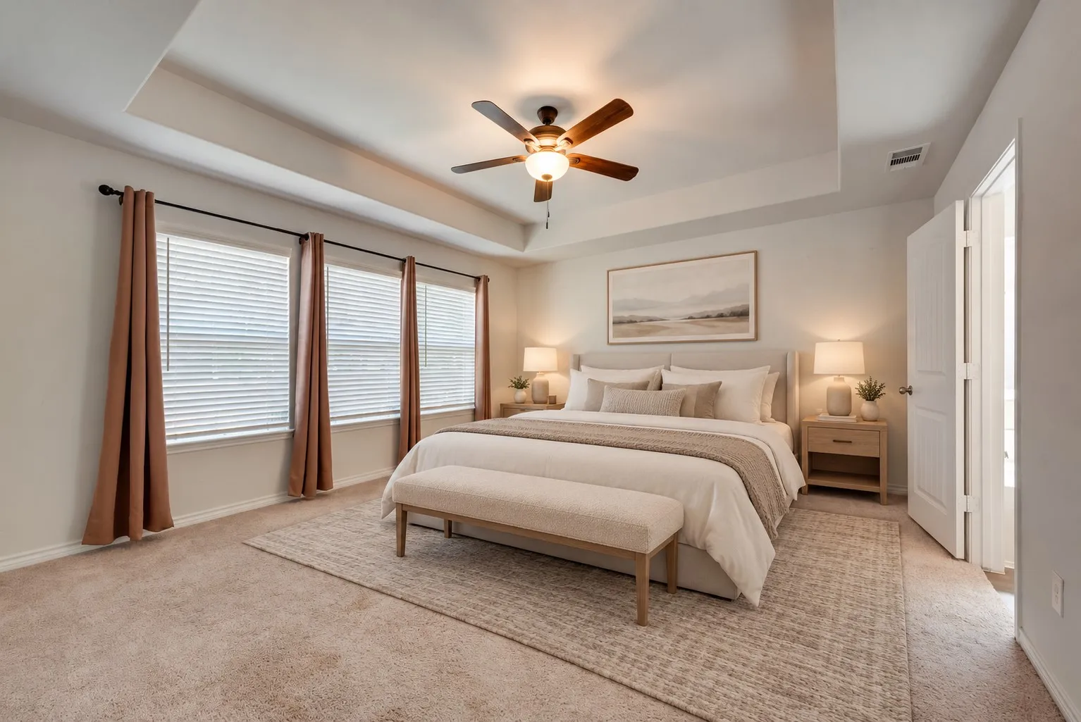 Tray ceiling with recessed lighting