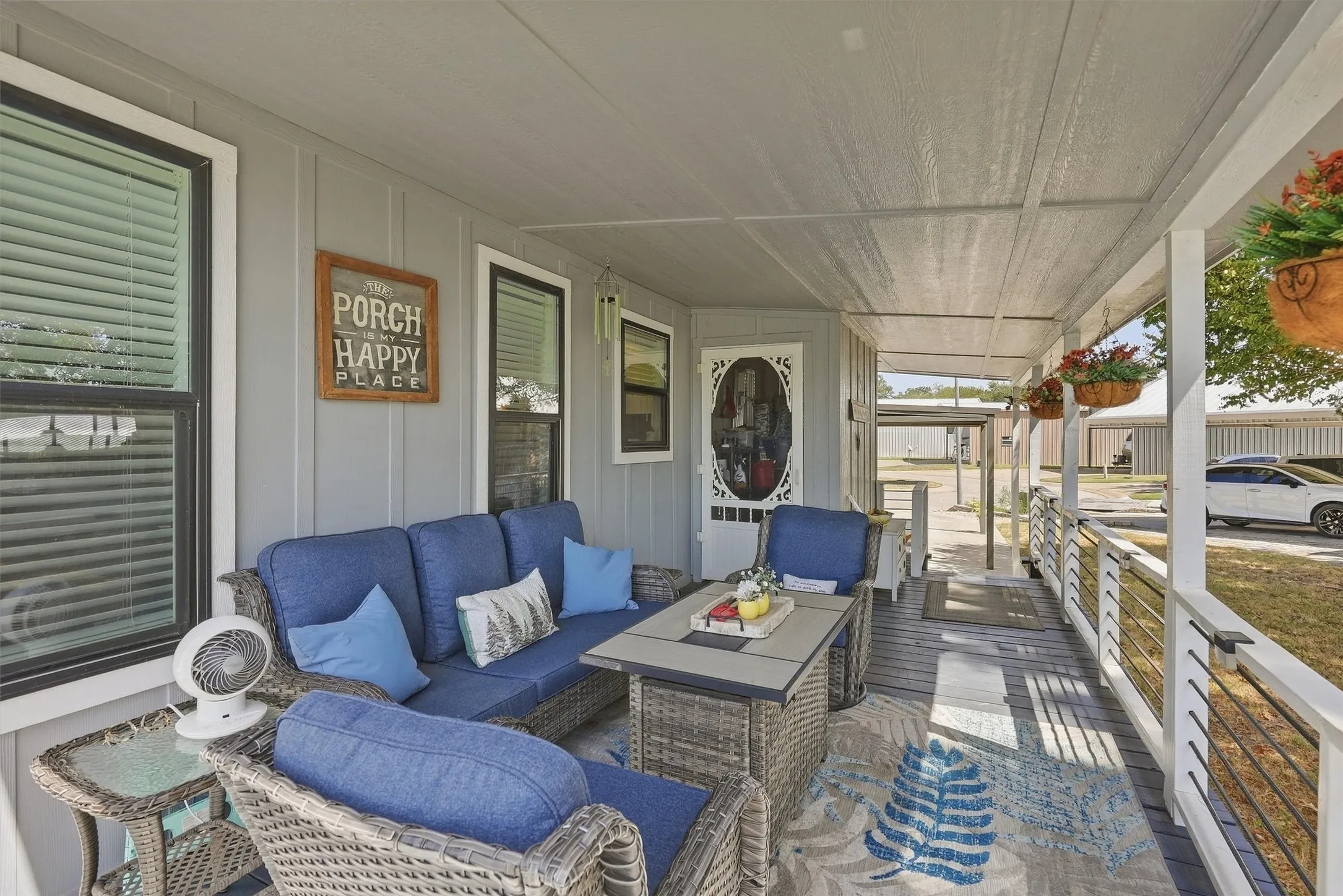 Single Family Residence For Sale in Hood County , 817 Brazos Harbor Circle, Granbury, Texas 76048, 1 Bedroom, 1 Bathroom, Garage spaces, 399 Sqft, built in 2023, mls#21387726, Real Estate Agent in Granbury, Homes For Sale in Hood county, Homes For Sale in Granbury, Realtor in Granbury Texas, Real Estate Brokerage Independent Realty Texas, Luminita Cordes Realtor