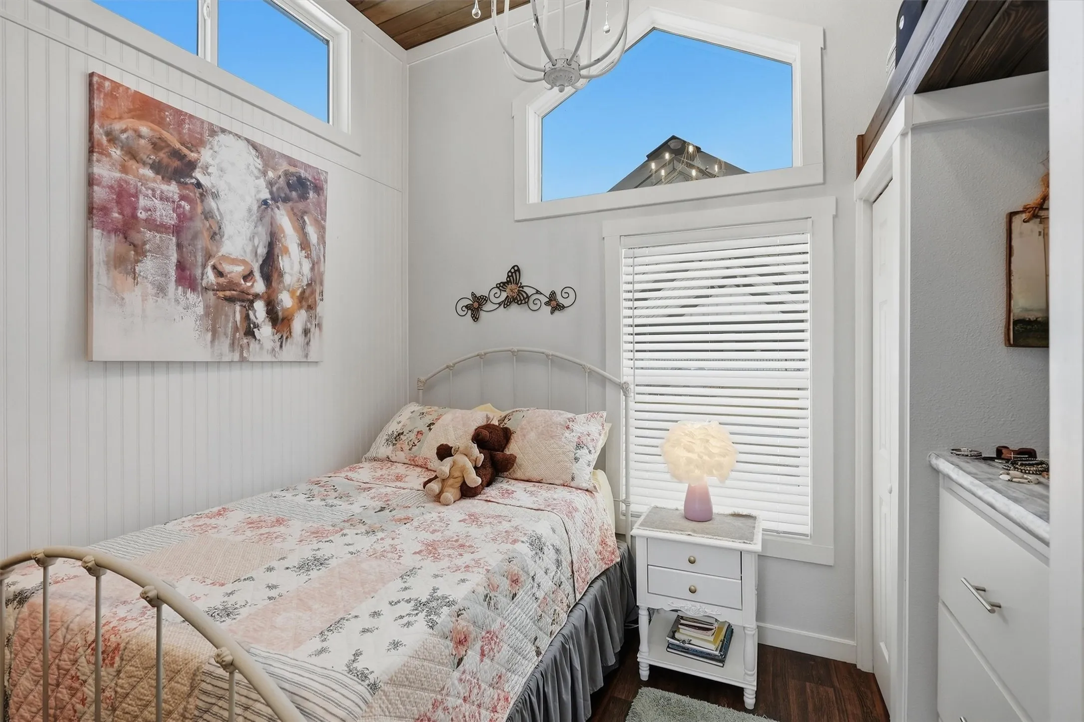 Single Family Residence For Sale in Hood County , 817 Brazos Harbor Circle, Granbury, Texas 76048, 1 Bedroom, 1 Bathroom, Garage spaces, 399 Sqft, built in 2023, mls#21387726, Real Estate Agent in Granbury, Homes For Sale in Hood county, Homes For Sale in Granbury, Realtor in Granbury Texas, Real Estate Brokerage Independent Realty Texas, Luminita Cordes Realtor