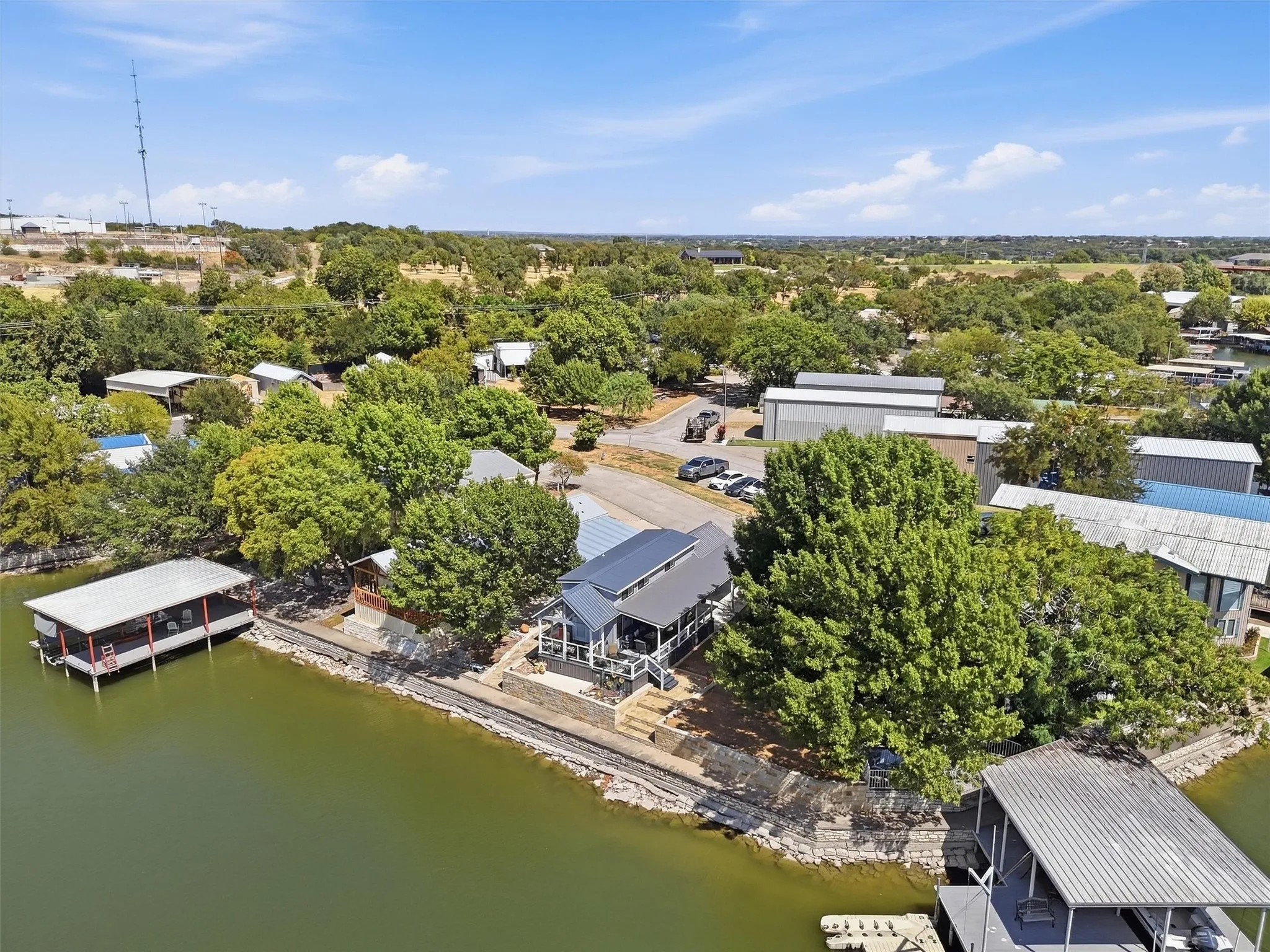 Single Family Residence For Sale in Hood County , 817 Brazos Harbor Circle, Granbury, Texas 76048, 1 Bedroom, 1 Bathroom, Garage spaces, 399 Sqft, built in 2023, mls#21387726, Real Estate Agent in Granbury, Homes For Sale in Hood county, Homes For Sale in Granbury, Realtor in Granbury Texas, Real Estate Brokerage Independent Realty Texas, Luminita Cordes Realtor