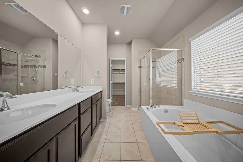 Single Family Residence For Sale in Denton County , 908 Lake Sierra Way, Little Elm, Texas 75068, 3 Bedroom, 2 Bathroom, 2 Garage spaces, 1,686 Sqft, built in 2017, mls#21388699, Real Estate Agent in Little Elm, Homes For Sale in Denton county, Homes For Sale in Little Elm, Realtor in Little Elm Texas, Real Estate Brokerage Independent Realty Texas, Luminita Cordes Realtor