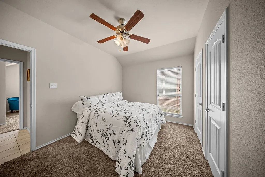 Single Family Residence For Sale in Denton County , 908 Lake Sierra Way, Little Elm, Texas 75068, 3 Bedroom, 2 Bathroom, 2 Garage spaces, 1,686 Sqft, built in 2017, mls#21388699, Real Estate Agent in Little Elm, Homes For Sale in Denton county, Homes For Sale in Little Elm, Realtor in Little Elm Texas, Real Estate Brokerage Independent Realty Texas, Luminita Cordes Realtor