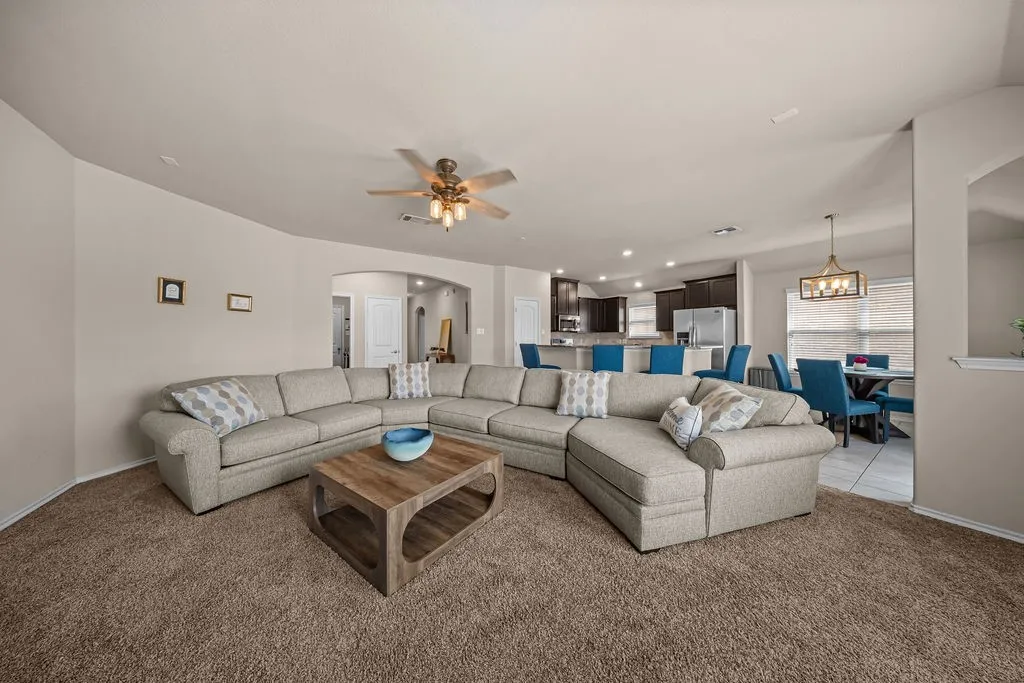 Single Family Residence For Sale in Denton County , 908 Lake Sierra Way, Little Elm, Texas 75068, 3 Bedroom, 2 Bathroom, 2 Garage spaces, 1,686 Sqft, built in 2017, mls#21388699, Real Estate Agent in Little Elm, Homes For Sale in Denton county, Homes For Sale in Little Elm, Realtor in Little Elm Texas, Real Estate Brokerage Independent Realty Texas, Luminita Cordes Realtor