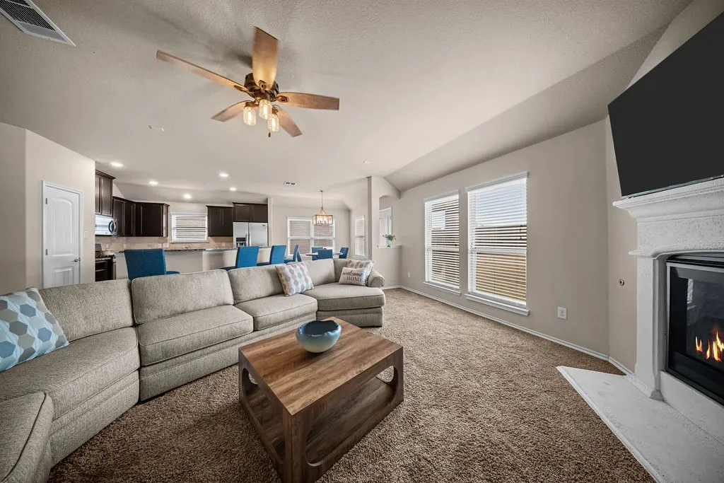Single Family Residence For Sale in Denton County , 908 Lake Sierra Way, Little Elm, Texas 75068, 3 Bedroom, 2 Bathroom, 2 Garage spaces, 1,686 Sqft, built in 2017, mls#21388699, Real Estate Agent in Little Elm, Homes For Sale in Denton county, Homes For Sale in Little Elm, Realtor in Little Elm Texas, Real Estate Brokerage Independent Realty Texas, Luminita Cordes Realtor