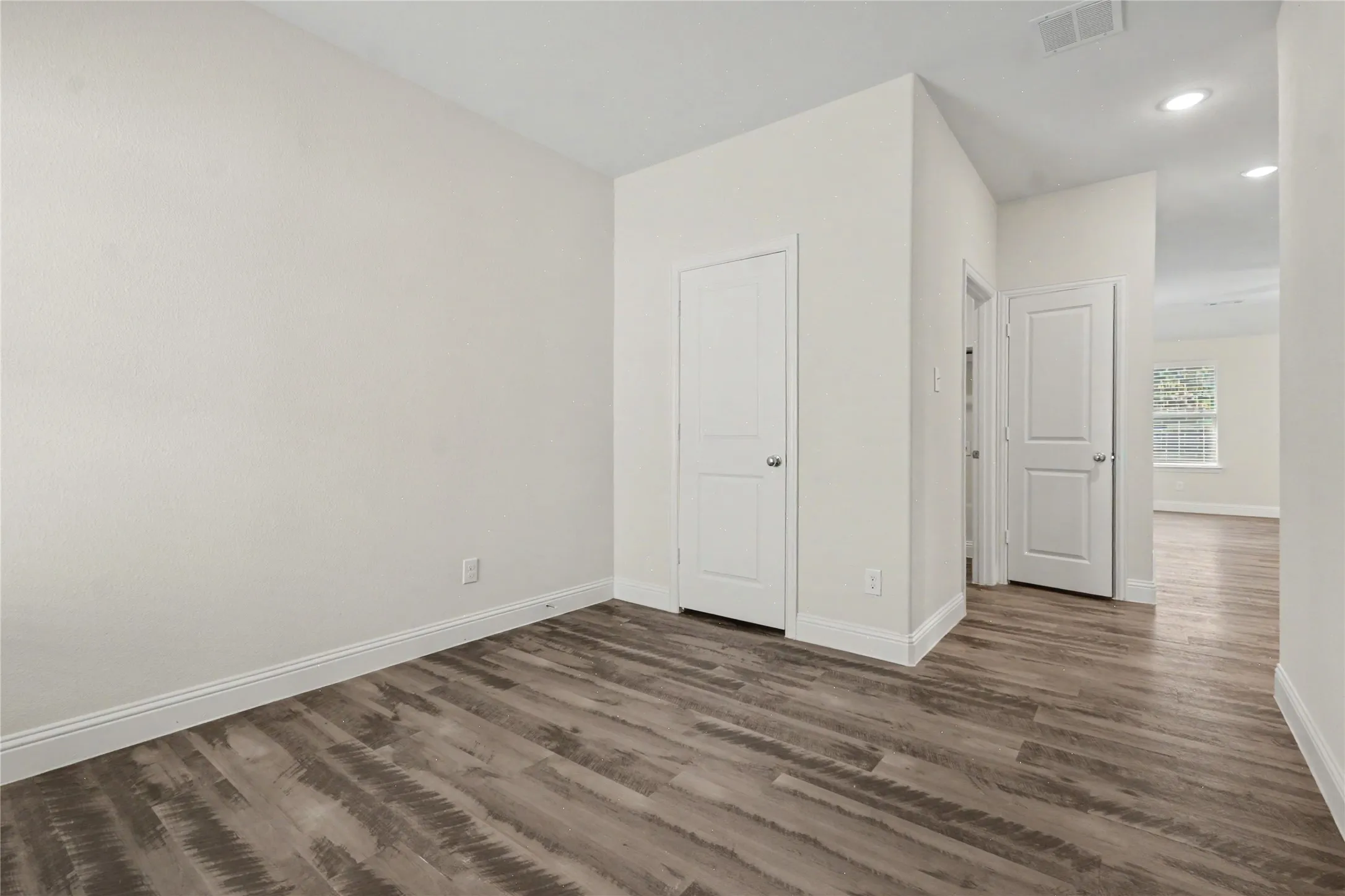 Single Family Residence For Sale in Collin County , 3829 Hereford Pass, Celina, Texas 75009, 3 Bedroom, 2 Bathroom, 2 Garage spaces, 1,974 Sqft, built in 2018, mls#21386039, Real Estate Agent in Celina, Homes For Sale in Collin county, Homes For Sale in Celina, Realtor in Celina Texas, Real Estate Brokerage Independent Realty Texas, Luminita Cordes Realtor