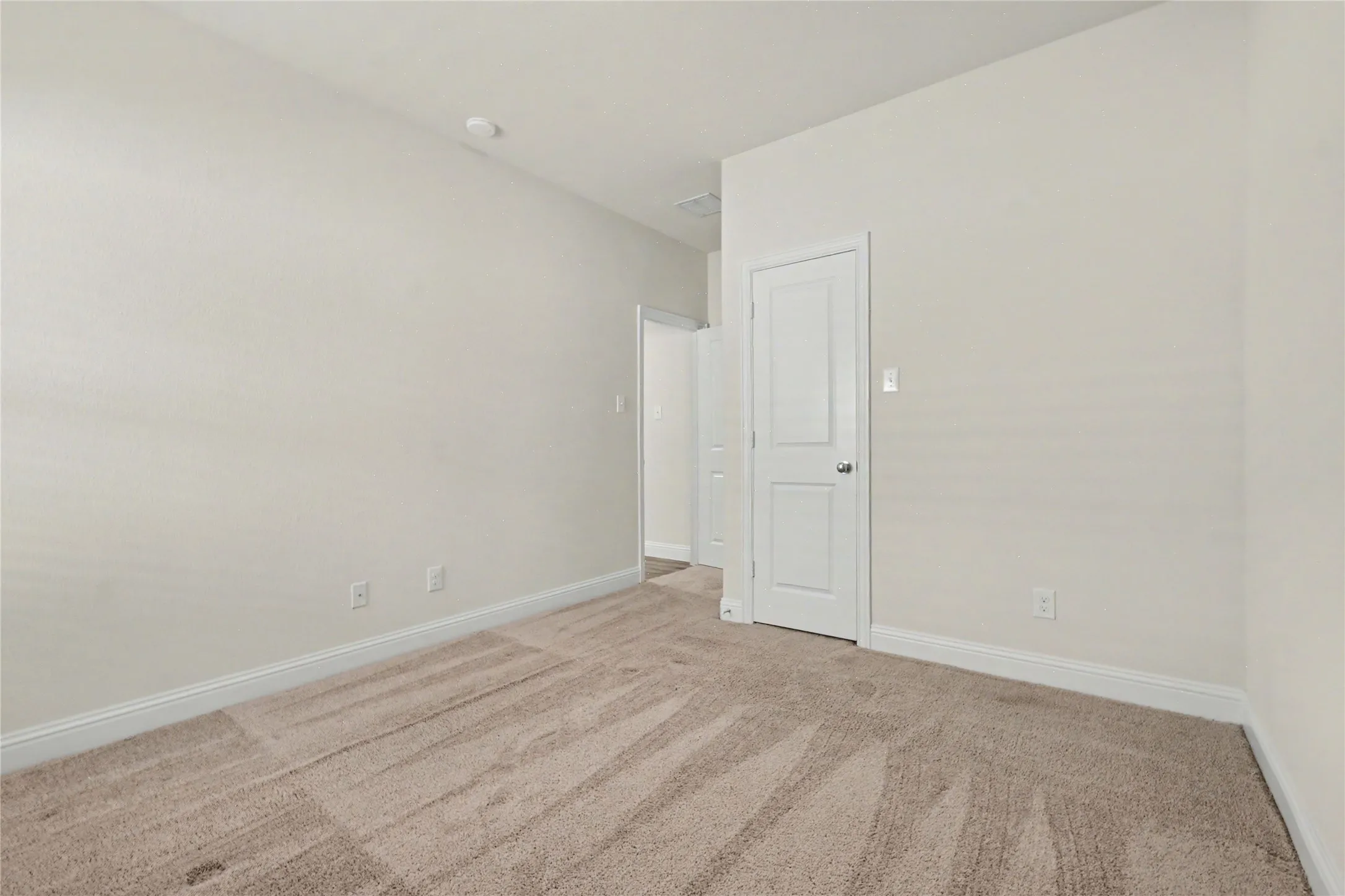 Single Family Residence For Sale in Collin County , 3829 Hereford Pass, Celina, Texas 75009, 3 Bedroom, 2 Bathroom, 2 Garage spaces, 1,974 Sqft, built in 2018, mls#21386039, Real Estate Agent in Celina, Homes For Sale in Collin county, Homes For Sale in Celina, Realtor in Celina Texas, Real Estate Brokerage Independent Realty Texas, Luminita Cordes Realtor