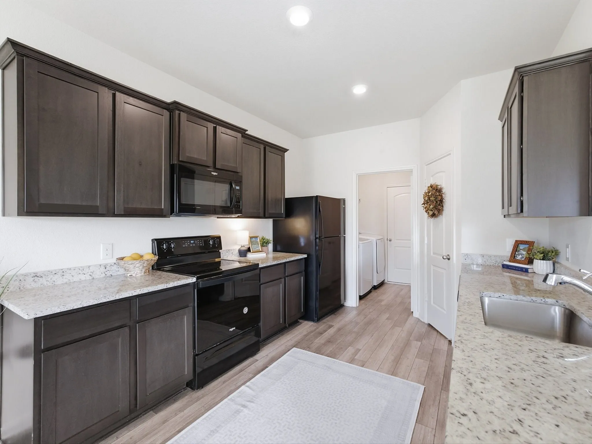 Single Family Residence For Sale in Johnson County , 122 Austin Avenue, Venus, Texas 76084, 4 Bedroom, 3 Bathroom, 2 Garage spaces, 2,115 Sqft, built in 2020, mls#21356307, Real Estate Agent in Venus, Homes For Sale in Johnson county, Homes For Sale in Venus, Realtor in Venus Texas, Real Estate Brokerage Independent Realty Texas, Luminita Cordes Realtor