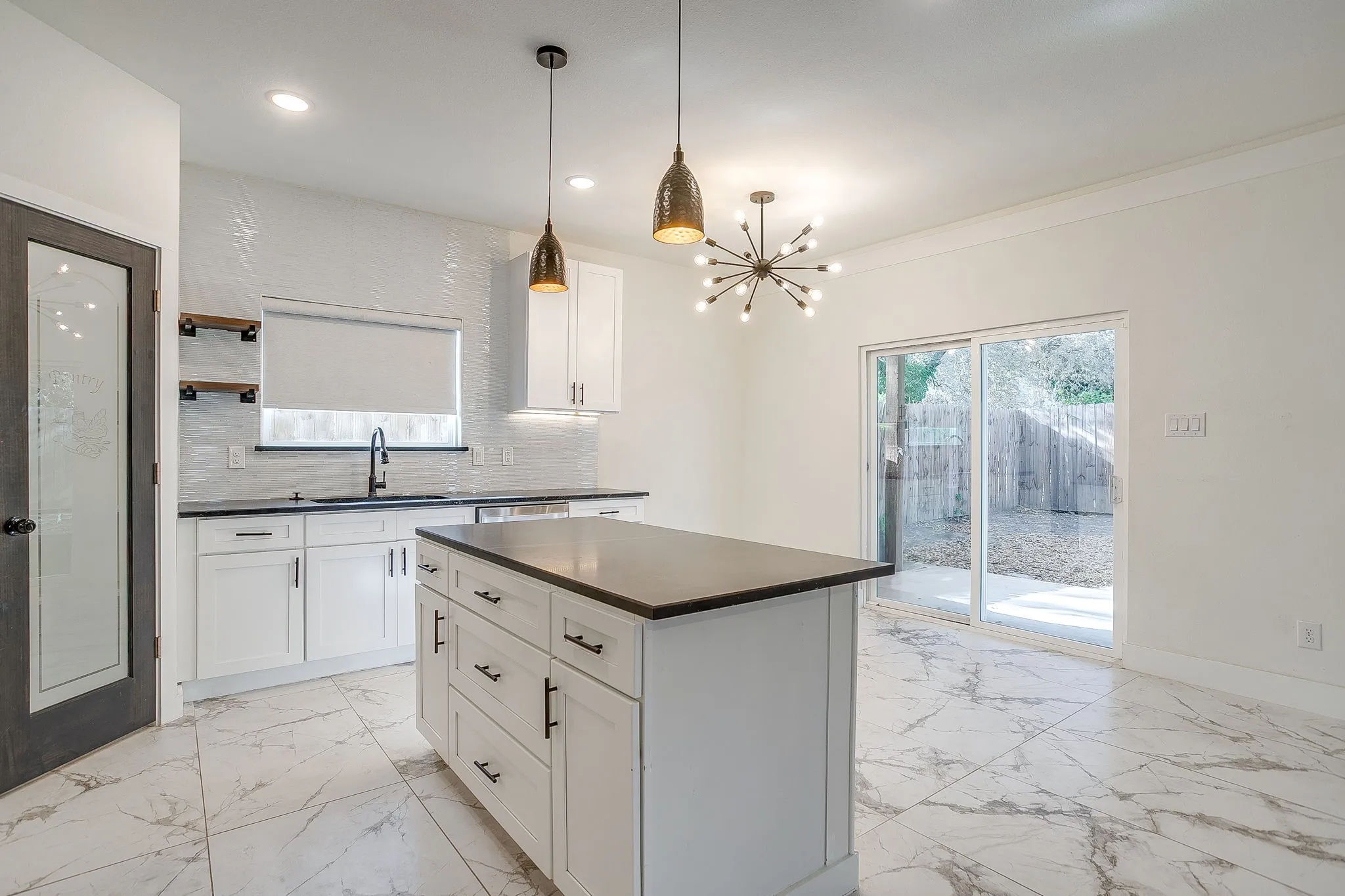 Single Family Residence For Rent in Tarrant County , 2921 Gipson Street, Fort Worth, Texas 76111, 3 Bedroom, 3 Bathroom, 2 Garage spaces, 1,632 Sqft, built in 2022, mls#21388756, Real Estate Agent in Fort Worth, Homes For Rent in Tarrant county, Homes For Rent in Fort Worth, Realtor in Fort Worth Texas, Real Estate Brokerage Independent Realty Texas, Luminita Cordes Realtor