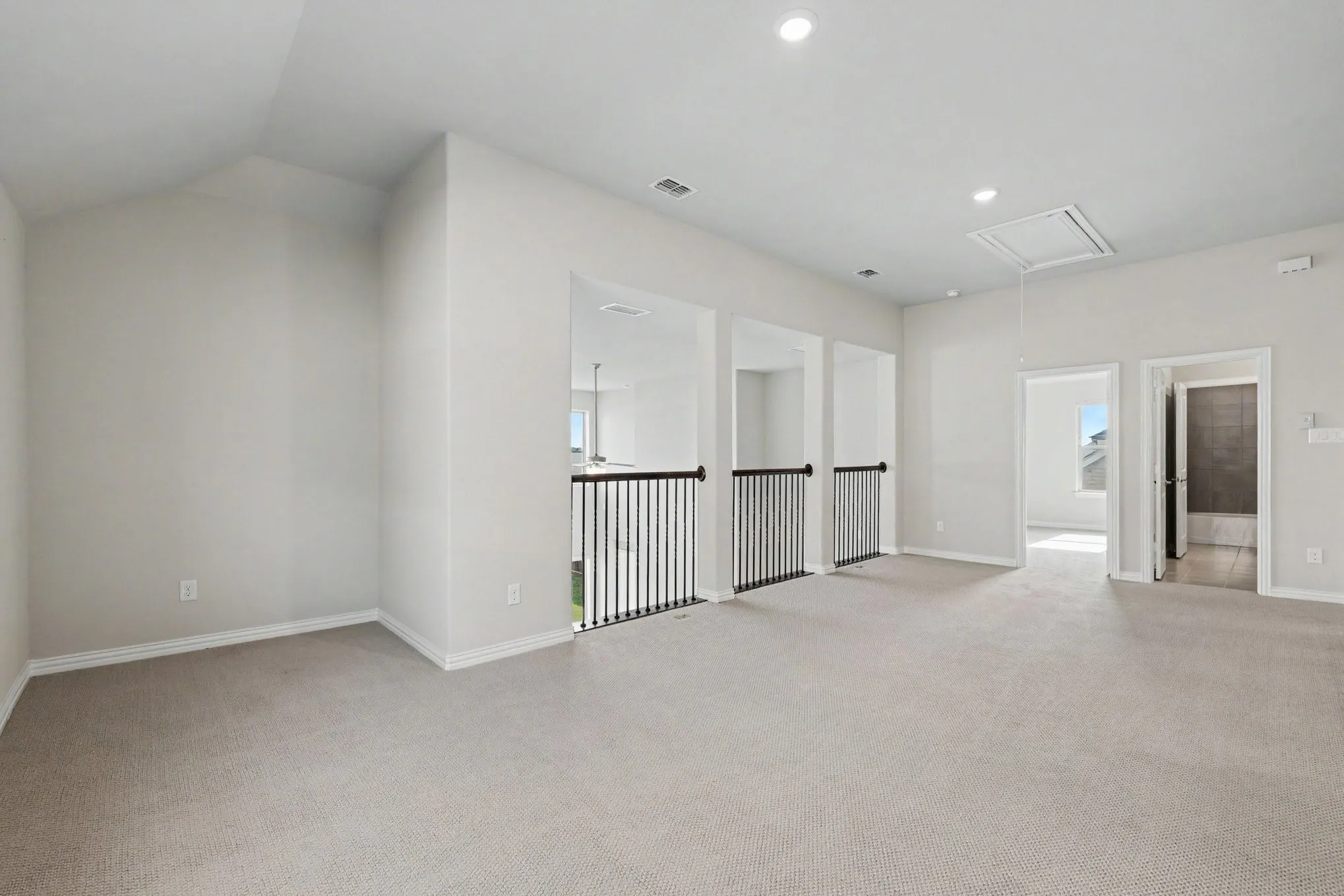 Single Family Residence For Rent in Denton County , 2317 Willow Garden Drive, Little Elm, Texas 75068, 5 Bedroom, 4 Bathroom, 2 Garage spaces, 3,496 Sqft, built in 2021, mls#21388755, Real Estate Agent in Little Elm, Homes For Rent in Denton county, Homes For Rent in Little Elm, Realtor in Little Elm Texas, Real Estate Brokerage Independent Realty Texas, Luminita Cordes Realtor