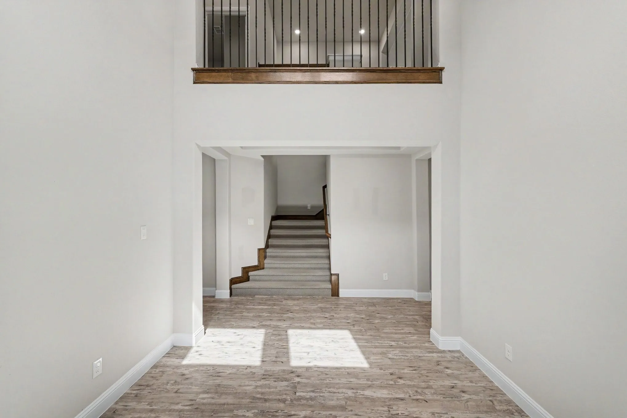 Single Family Residence For Rent in Denton County , 2317 Willow Garden Drive, Little Elm, Texas 75068, 5 Bedroom, 4 Bathroom, 2 Garage spaces, 3,496 Sqft, built in 2021, mls#21388755, Real Estate Agent in Little Elm, Homes For Rent in Denton county, Homes For Rent in Little Elm, Realtor in Little Elm Texas, Real Estate Brokerage Independent Realty Texas, Luminita Cordes Realtor