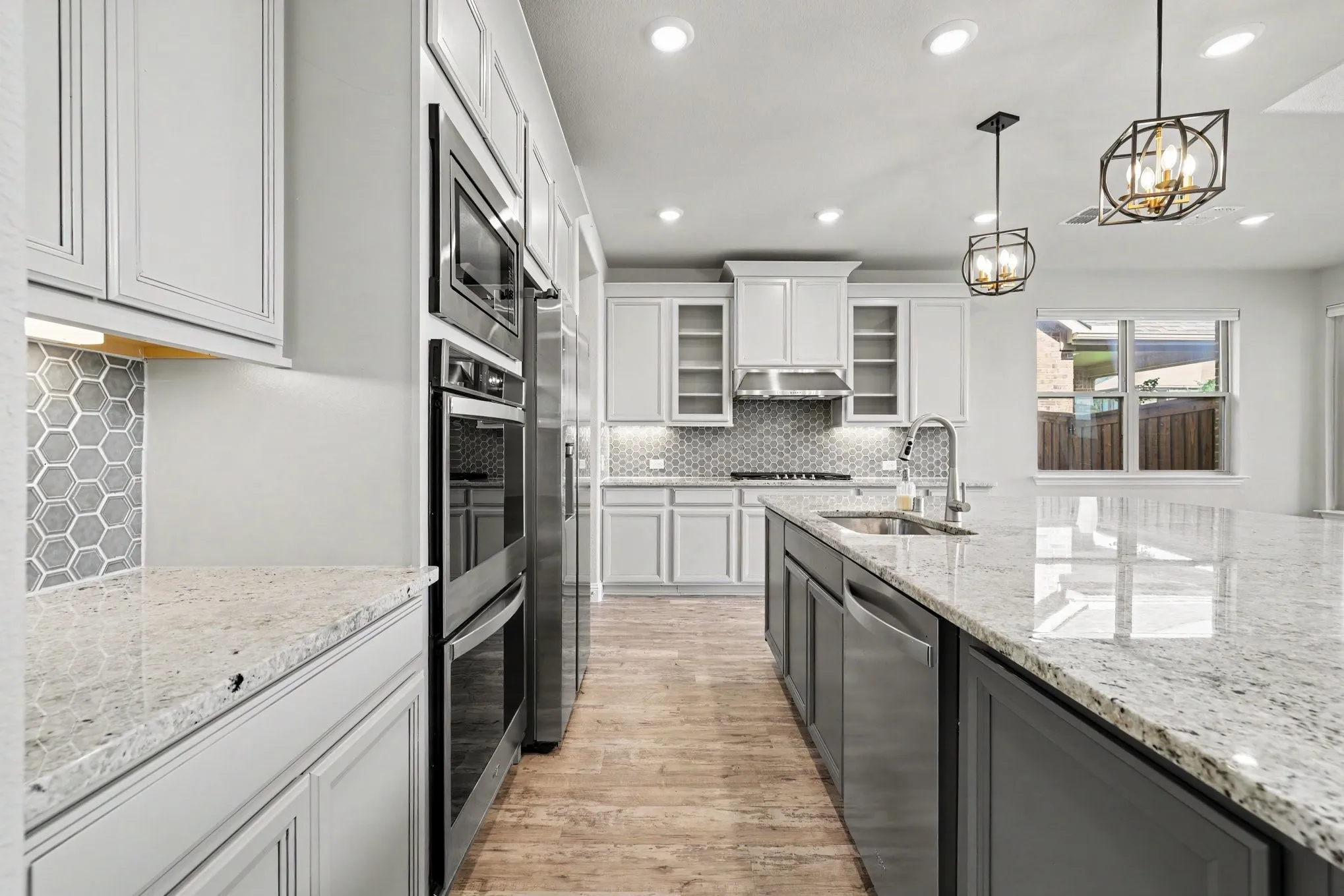 Single Family Residence For Rent in Denton County , 2317 Willow Garden Drive, Little Elm, Texas 75068, 5 Bedroom, 4 Bathroom, 2 Garage spaces, 3,496 Sqft, built in 2021, mls#21388755, Real Estate Agent in Little Elm, Homes For Rent in Denton county, Homes For Rent in Little Elm, Realtor in Little Elm Texas, Real Estate Brokerage Independent Realty Texas, Luminita Cordes Realtor