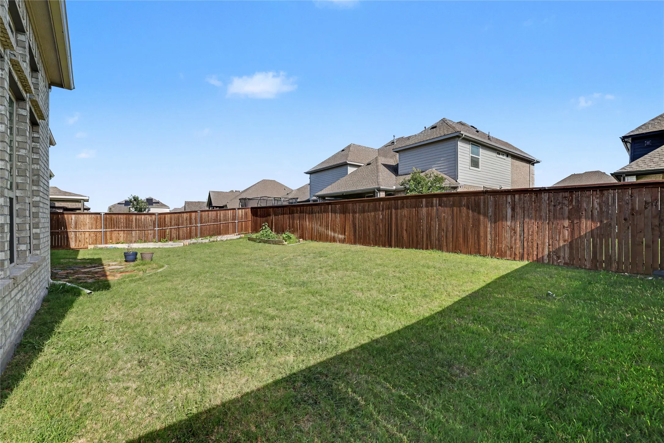Single Family Residence For Sale in Tarrant County , 561 Letara Ranch Road, Haslet, Texas 76052, 4 Bedroom, 3 Bathroom, 3 Garage spaces, 3,744 Sqft, built in 2021, mls#21387604, Real Estate Agent in Haslet, Homes For Sale in Tarrant county, Homes For Sale in Haslet, Realtor in Haslet Texas, Real Estate Brokerage Independent Realty Texas, Luminita Cordes Realtor