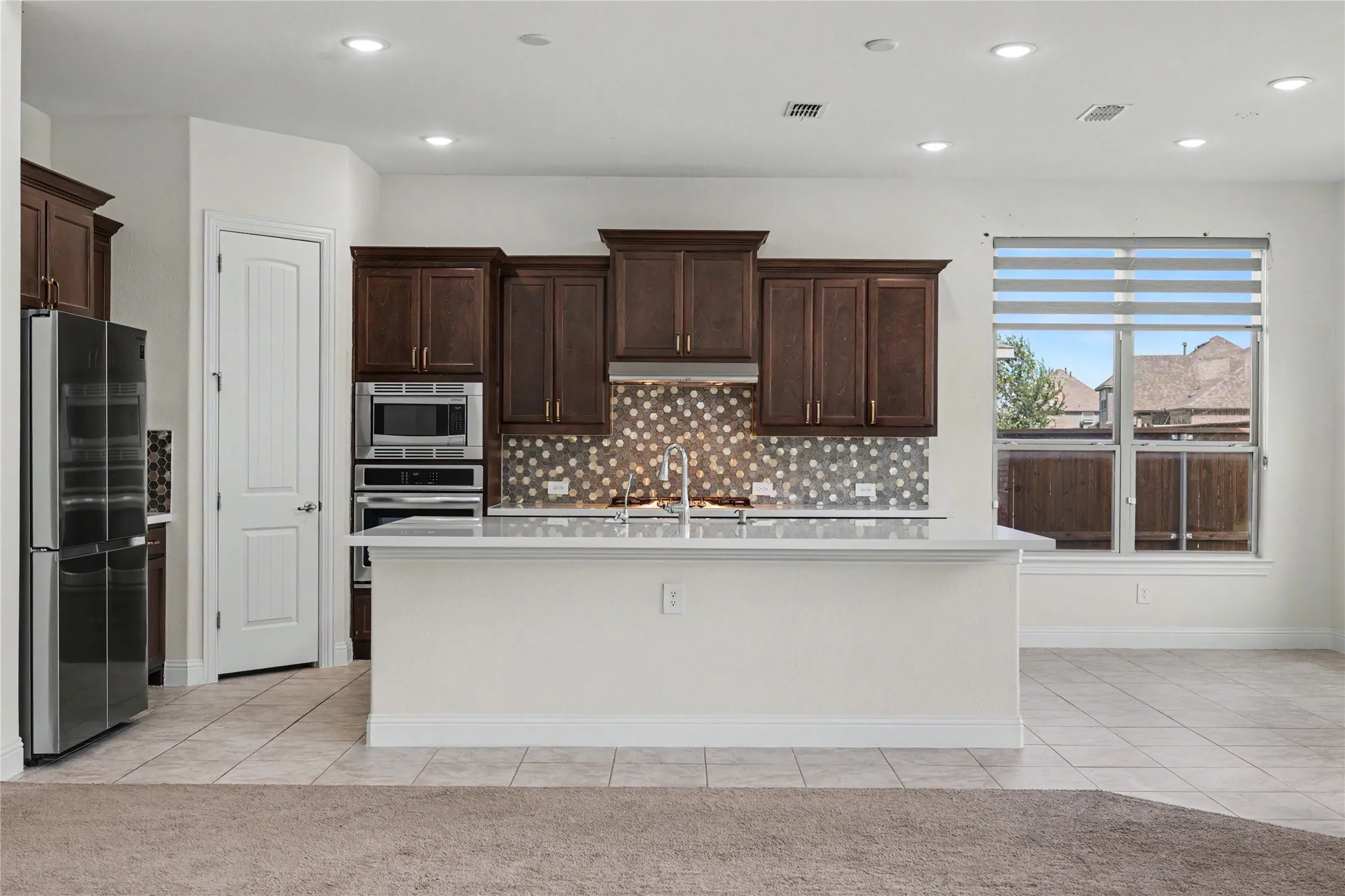 Single Family Residence For Sale in Tarrant County , 561 Letara Ranch Road, Haslet, Texas 76052, 4 Bedroom, 3 Bathroom, 3 Garage spaces, 3,744 Sqft, built in 2021, mls#21387604, Real Estate Agent in Haslet, Homes For Sale in Tarrant county, Homes For Sale in Haslet, Realtor in Haslet Texas, Real Estate Brokerage Independent Realty Texas, Luminita Cordes Realtor