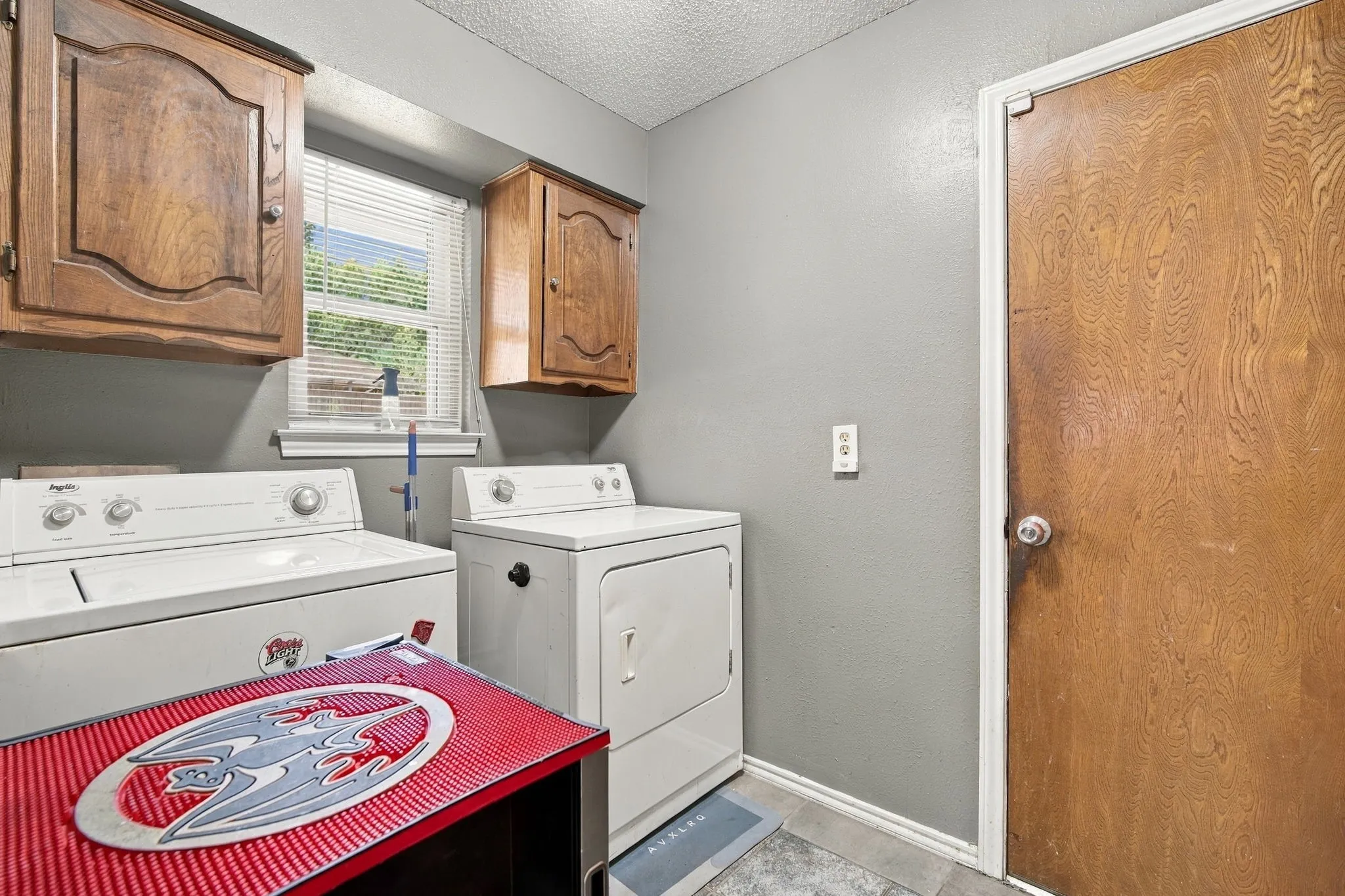 Single Family Residence For Sale in Dallas County , 1030 Shadywood Lane, De Soto, Texas 75115, 3 Bedroom, 2 Bathroom, 2 Garage spaces, 1,936 Sqft, built in 1973, mls#21388751, Real Estate Agent in De Soto, Homes For Sale in Dallas county, Homes For Sale in De Soto, Realtor in De Soto Texas, Real Estate Brokerage Independent Realty Texas, Luminita Cordes Realtor