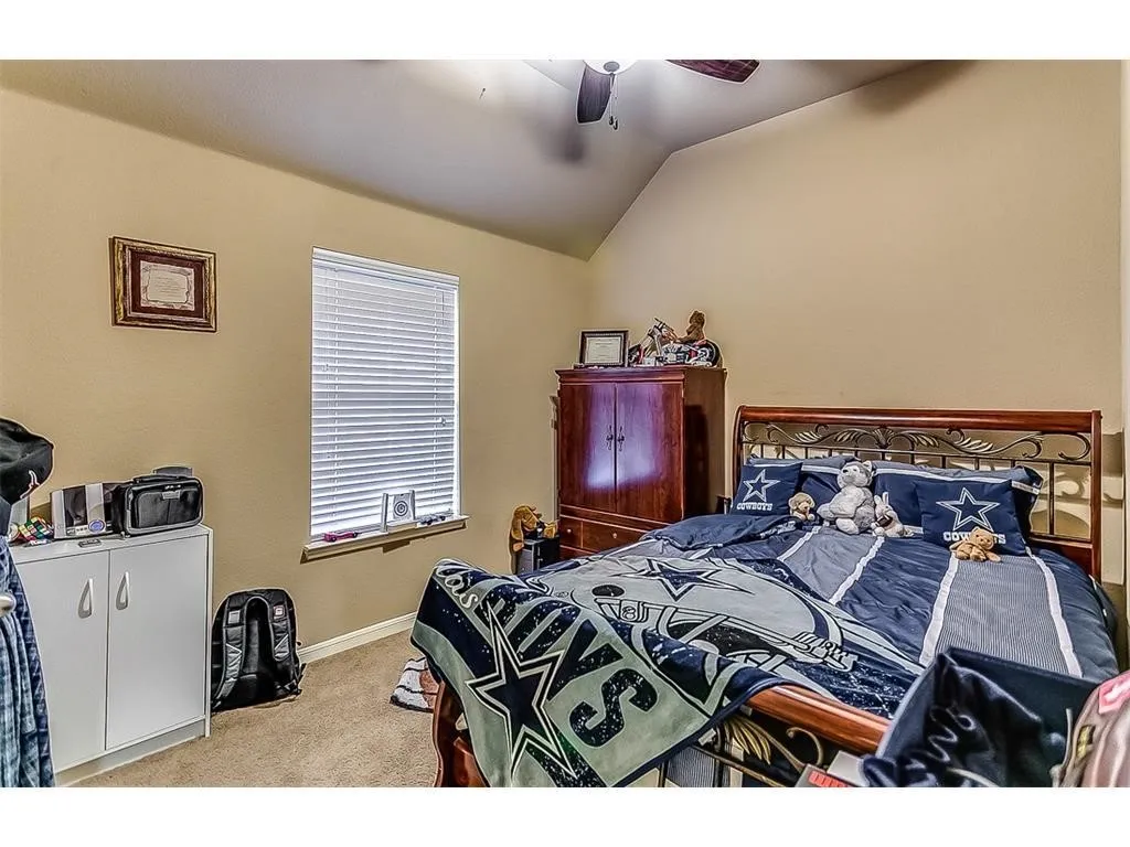 Single Family Residence For Rent in Denton County , 1505 Sparrow Lane, Aubrey, Texas 76227, 3 Bedroom, 2 Bathroom, 2 Garage spaces, 1,632 Sqft, built in 2007, mls#21388754, Real Estate Agent in Aubrey, Homes For Rent in Denton county, Homes For Rent in Aubrey, Realtor in Aubrey Texas, Real Estate Brokerage Independent Realty Texas, Luminita Cordes Realtor