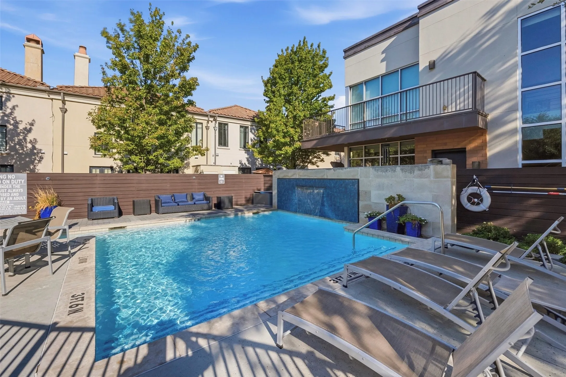 Condominium For Sale in Tarrant County , 2604 Museum Way 2106, Fort Worth, Texas 76107, 2 Bedroom, 3 Bathroom, 2 Garage spaces, 2,291 Sqft, built in 2006, mls#21388758, Real Estate Agent in Fort Worth, Homes For Sale in Tarrant county, Homes For Sale in Fort Worth, Realtor in Fort Worth Texas, Real Estate Brokerage Independent Realty Texas, Luminita Cordes Realtor