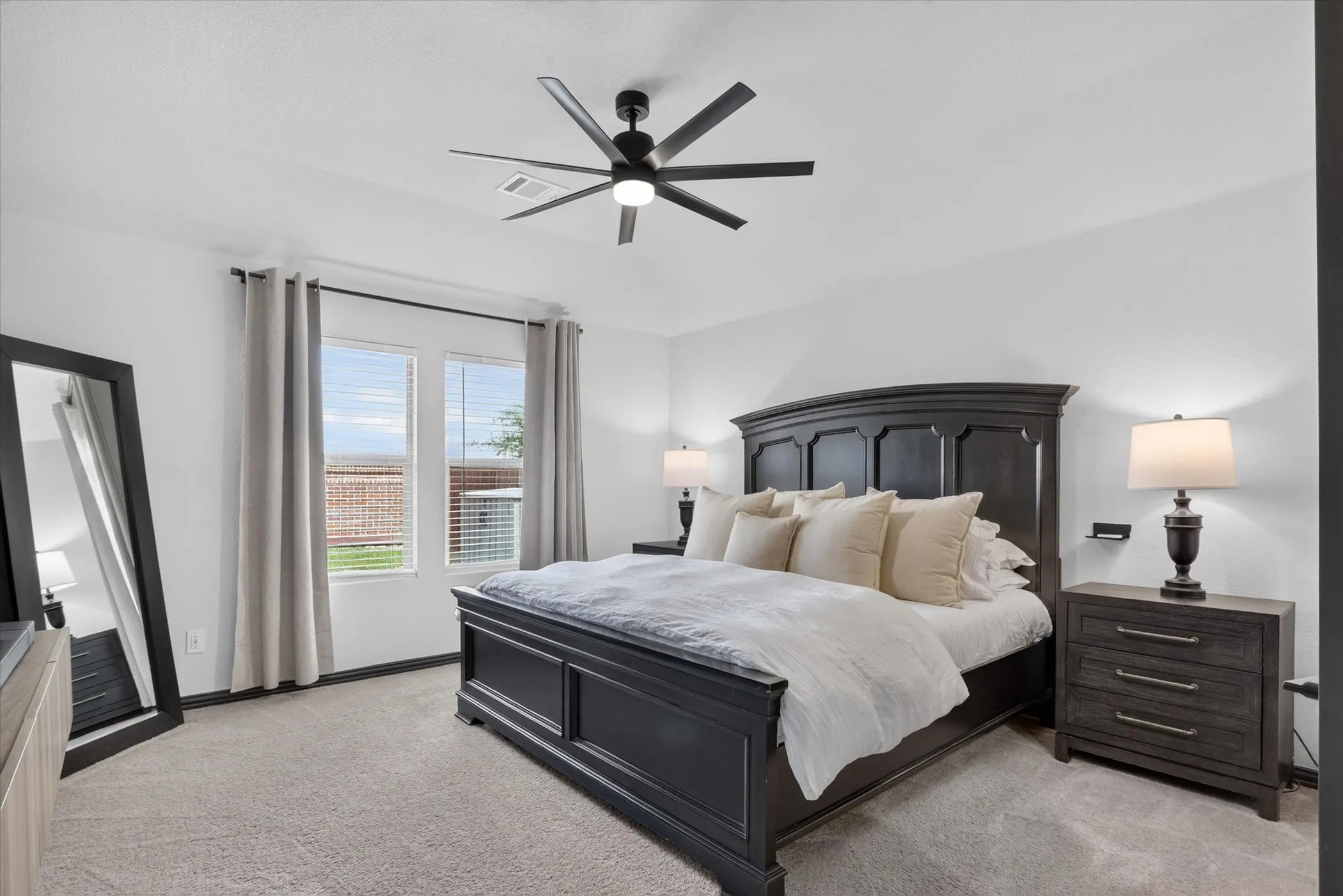 Single Family Residence For Sale in Tarrant County , 2128 Gill Star Drive, Haslet, Texas 76052, 4 Bedroom, 3 Bathroom, 2 Garage spaces, 2,011 Sqft, built in 2021, mls#21387042, Real Estate Agent in Haslet, Homes For Sale in Tarrant county, Homes For Sale in Haslet, Realtor in Haslet Texas, Real Estate Brokerage Independent Realty Texas, Luminita Cordes Realtor