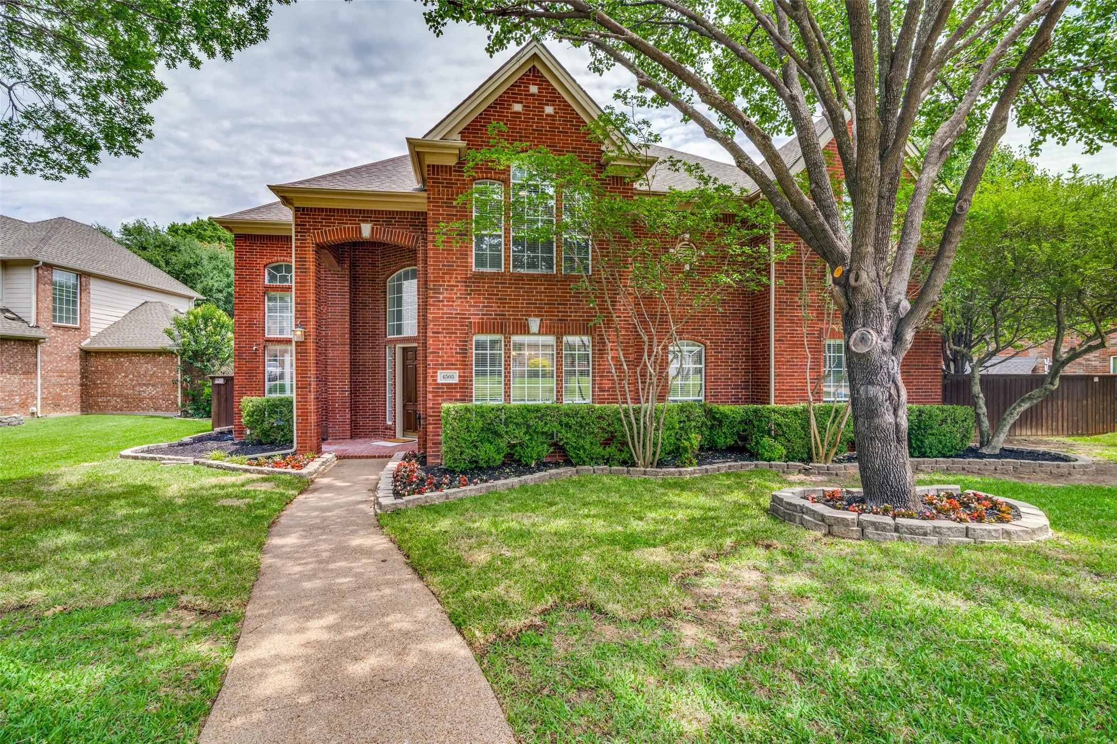 Single Family Residence For Rent in Collin County , 4505 Winter Park Drive, Richardson, Texas 75082, 5 Bedroom, 4 Bathroom, 3 Garage spaces, 3,795 Sqft, built in 1999, mls#21387932, Real Estate Agent in Richardson, Homes For Rent in Collin county, Homes For Rent in Richardson, Realtor in Richardson Texas, Real Estate Brokerage Independent Realty Texas, Luminita Cordes Realtor