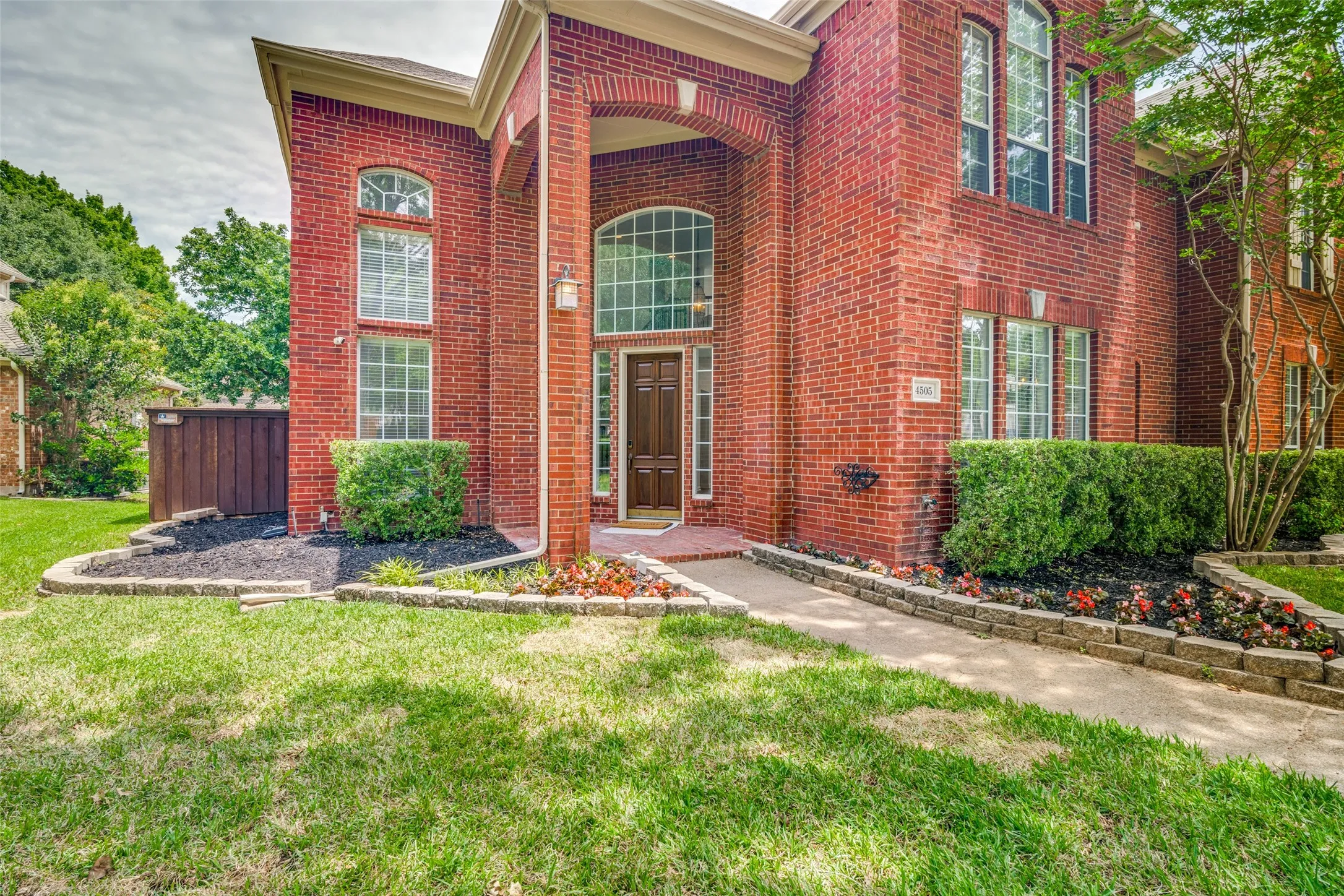Single Family Residence For Rent in Collin County , 4505 Winter Park Drive, Richardson, Texas 75082, 5 Bedroom, 4 Bathroom, 3 Garage spaces, 3,795 Sqft, built in 1999, mls#21387932, Real Estate Agent in Richardson, Homes For Rent in Collin county, Homes For Rent in Richardson, Realtor in Richardson Texas, Real Estate Brokerage Independent Realty Texas, Luminita Cordes Realtor