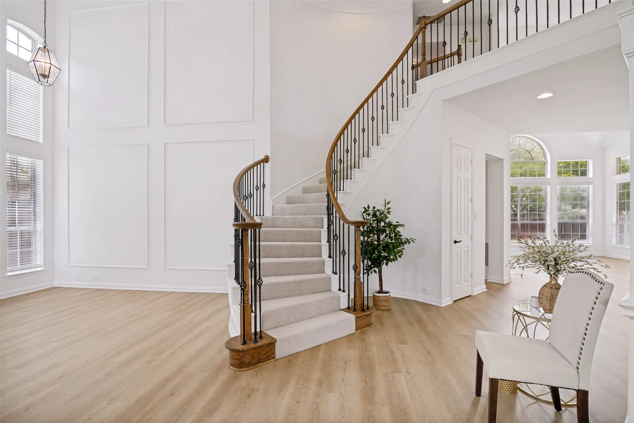 Single Family Residence For Rent in Collin County , 4505 Winter Park Drive, Richardson, Texas 75082, 5 Bedroom, 4 Bathroom, 3 Garage spaces, 3,795 Sqft, built in 1999, mls#21387932, Real Estate Agent in Richardson, Homes For Rent in Collin county, Homes For Rent in Richardson, Realtor in Richardson Texas, Real Estate Brokerage Independent Realty Texas, Luminita Cordes Realtor