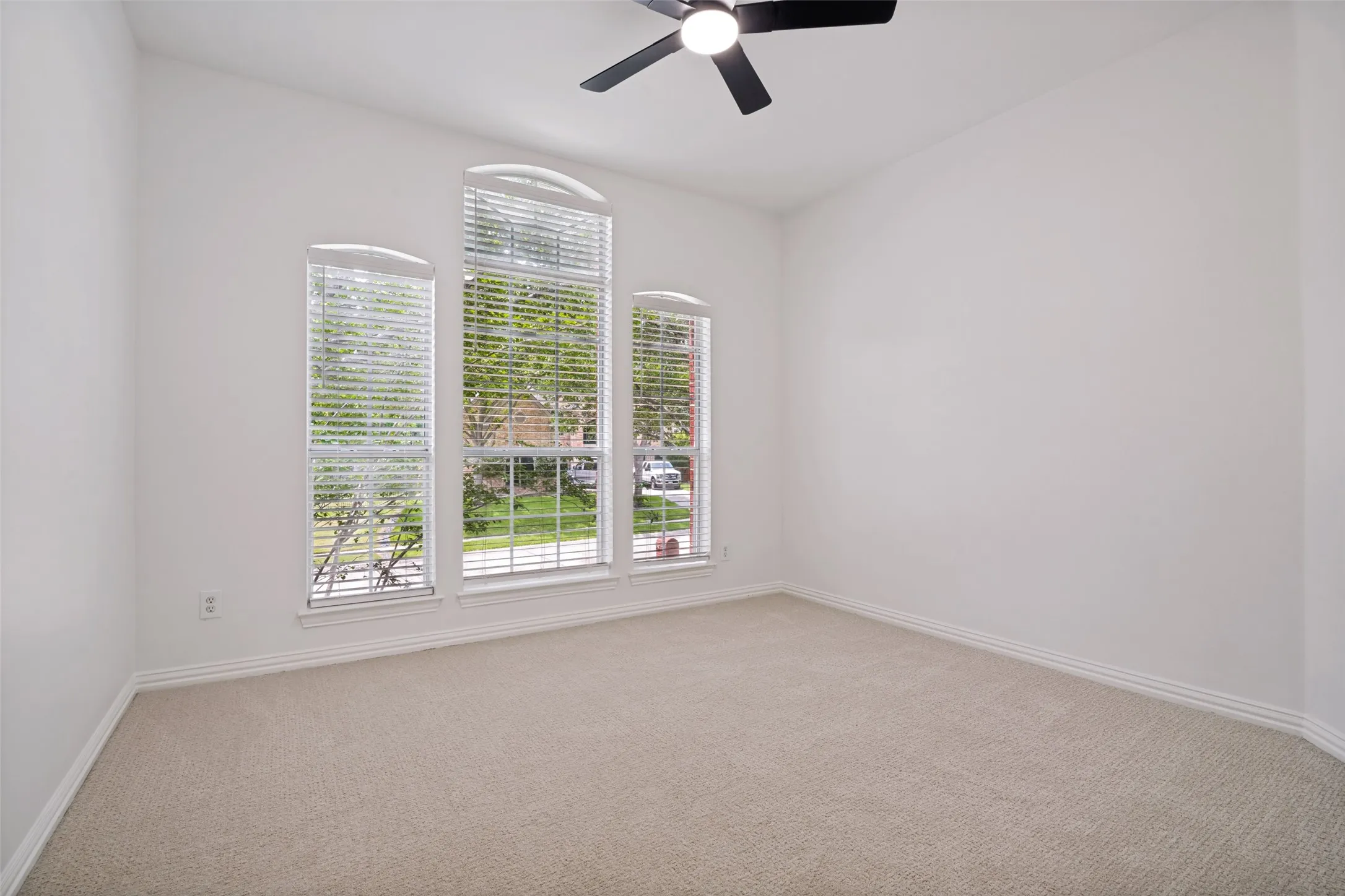 Single Family Residence For Rent in Collin County , 4505 Winter Park Drive, Richardson, Texas 75082, 5 Bedroom, 4 Bathroom, 3 Garage spaces, 3,795 Sqft, built in 1999, mls#21387932, Real Estate Agent in Richardson, Homes For Rent in Collin county, Homes For Rent in Richardson, Realtor in Richardson Texas, Real Estate Brokerage Independent Realty Texas, Luminita Cordes Realtor