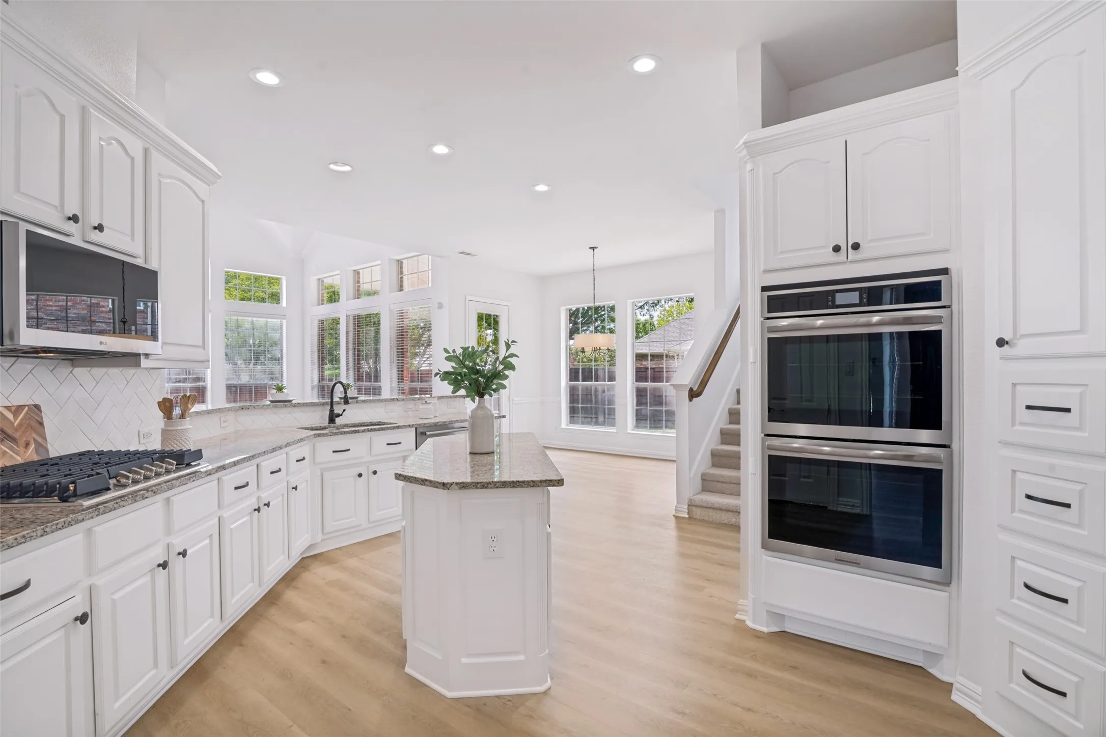 Single Family Residence For Rent in Collin County , 4505 Winter Park Drive, Richardson, Texas 75082, 5 Bedroom, 4 Bathroom, 3 Garage spaces, 3,795 Sqft, built in 1999, mls#21387932, Real Estate Agent in Richardson, Homes For Rent in Collin county, Homes For Rent in Richardson, Realtor in Richardson Texas, Real Estate Brokerage Independent Realty Texas, Luminita Cordes Realtor