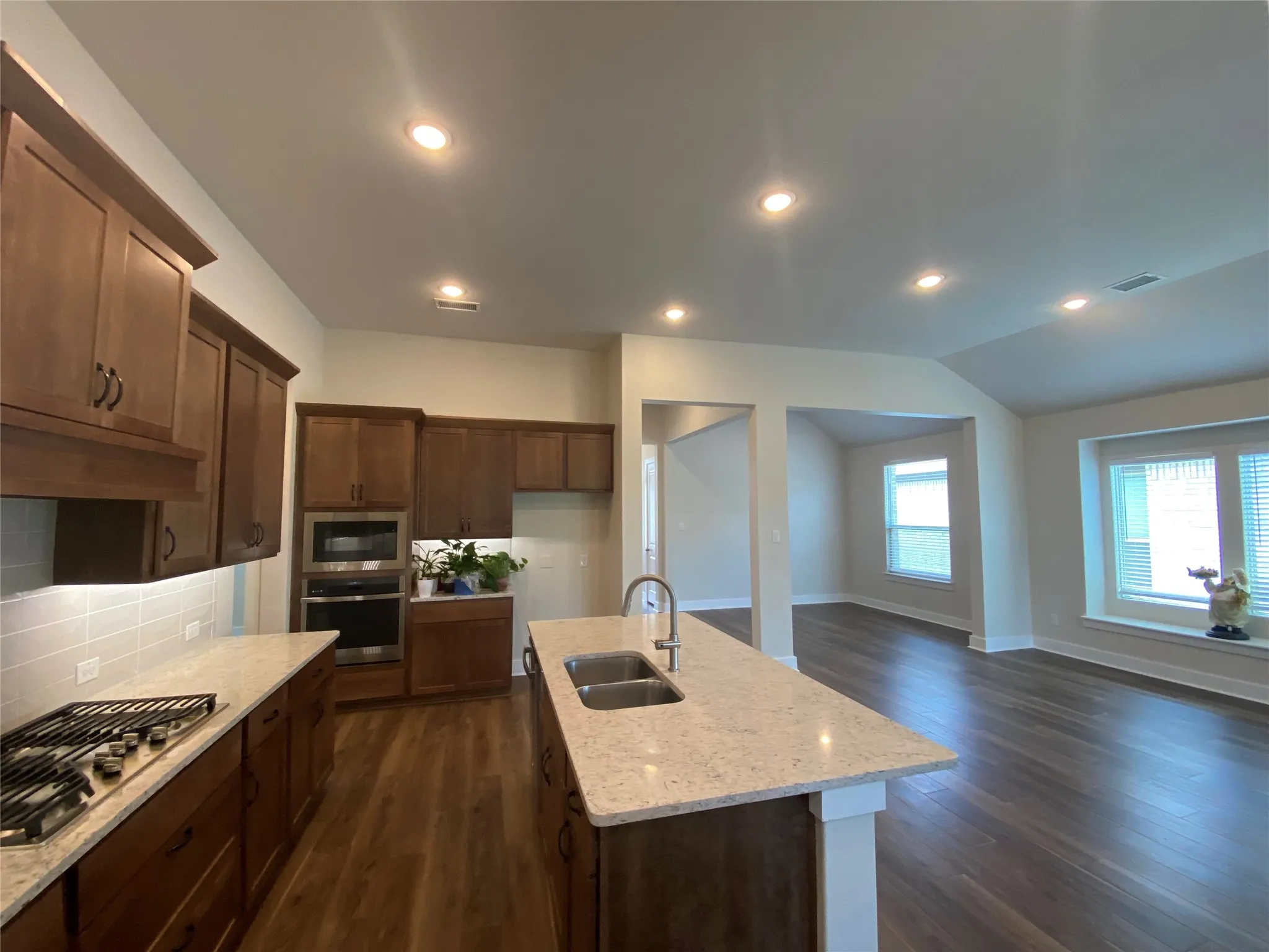 Single Family Residence For Sale in Rockwall County , 852 Reynolds Drive, Fate, Texas 75087, 4 Bedroom, 3 Bathroom, 2 Garage spaces, 2,181 Sqft, built in 2023, mls#21388784, Real Estate Agent in Fate, Homes For Sale in Rockwall county, Homes For Sale in Fate, Realtor in Fate Texas, Real Estate Brokerage Independent Realty Texas, Luminita Cordes Realtor