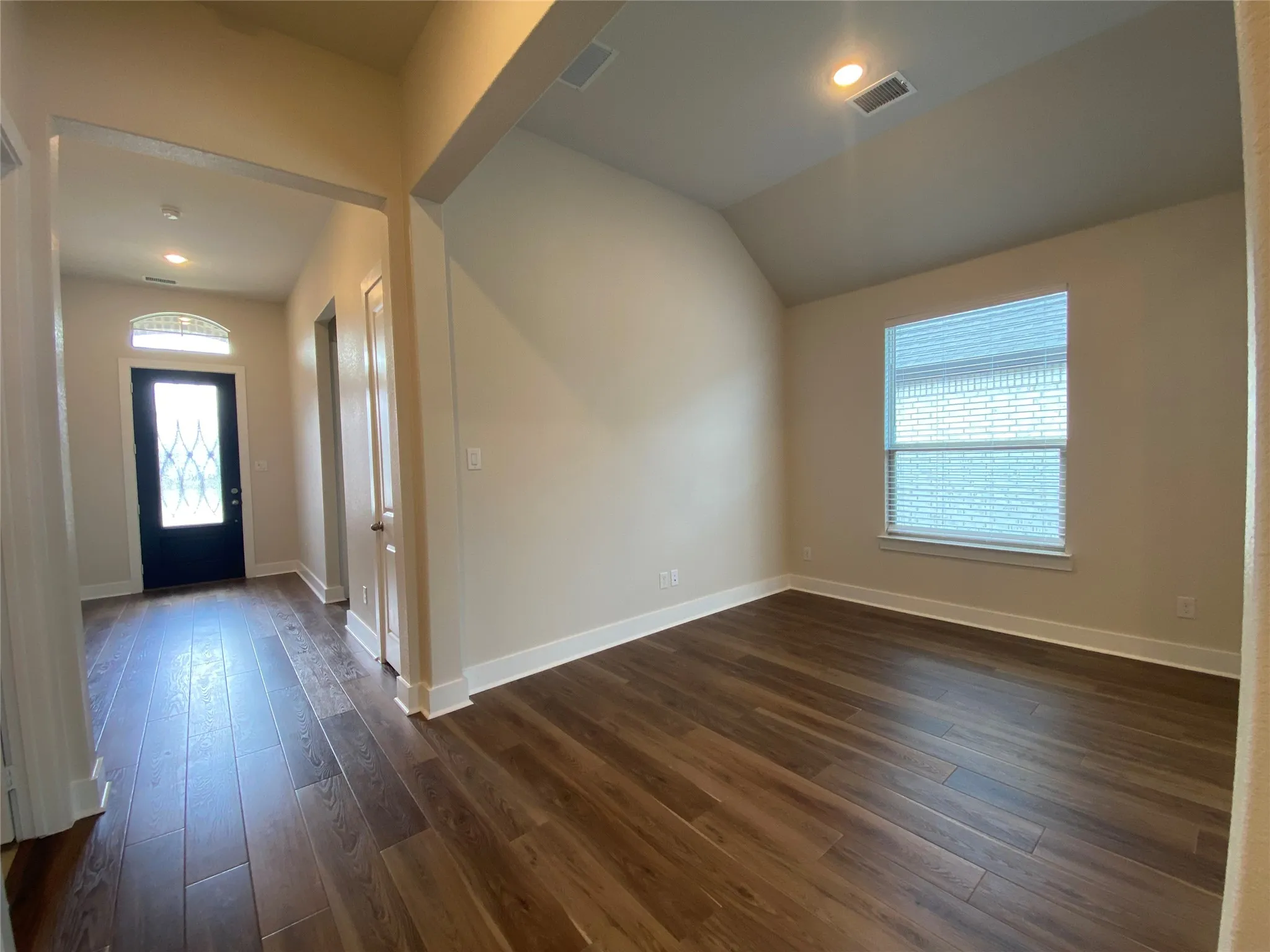 Single Family Residence For Sale in Rockwall County , 852 Reynolds Drive, Fate, Texas 75087, 4 Bedroom, 3 Bathroom, 2 Garage spaces, 2,181 Sqft, built in 2023, mls#21388784, Real Estate Agent in Fate, Homes For Sale in Rockwall county, Homes For Sale in Fate, Realtor in Fate Texas, Real Estate Brokerage Independent Realty Texas, Luminita Cordes Realtor