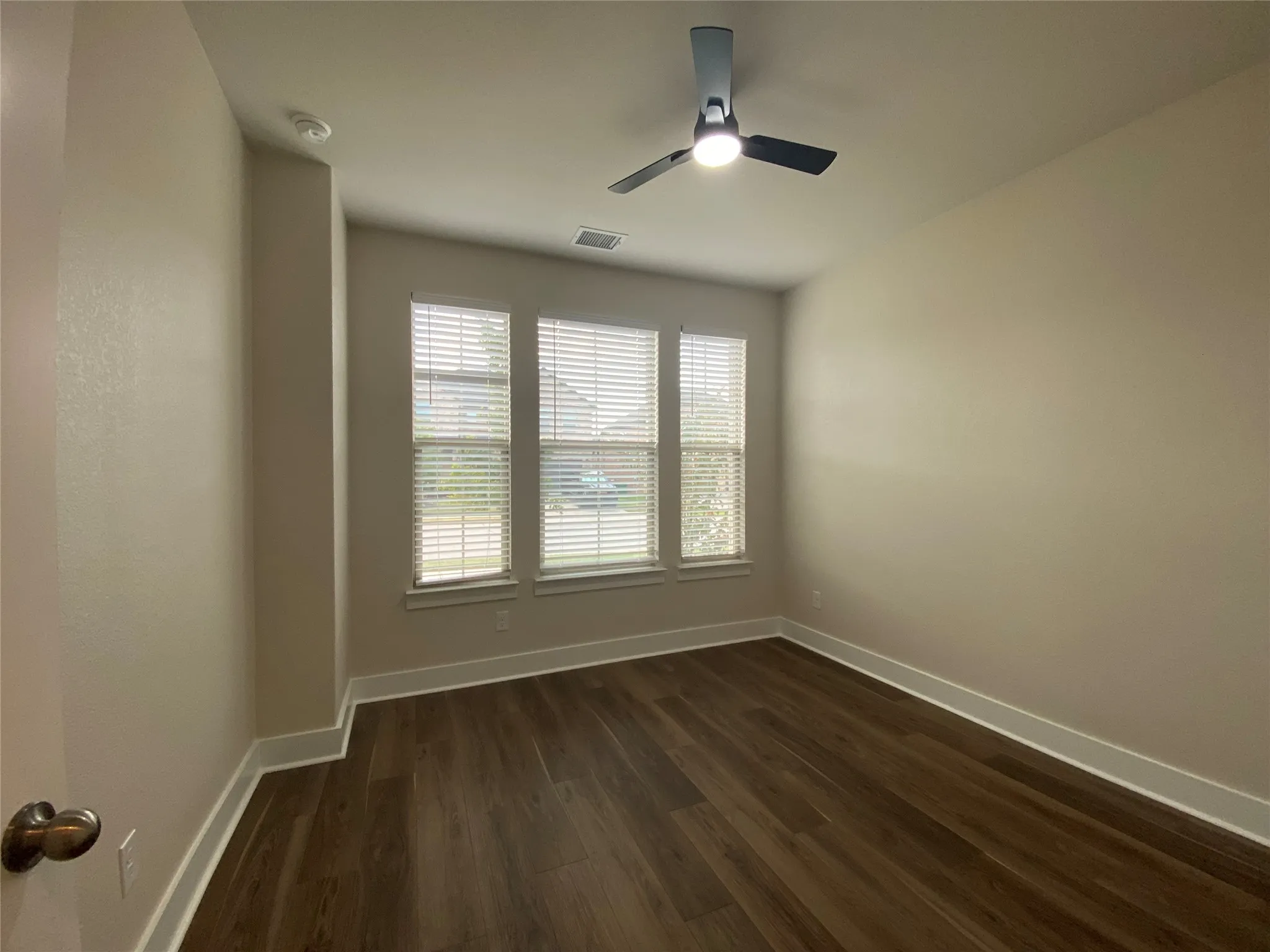 Single Family Residence For Sale in Rockwall County , 852 Reynolds Drive, Fate, Texas 75087, 4 Bedroom, 3 Bathroom, 2 Garage spaces, 2,181 Sqft, built in 2023, mls#21388784, Real Estate Agent in Fate, Homes For Sale in Rockwall county, Homes For Sale in Fate, Realtor in Fate Texas, Real Estate Brokerage Independent Realty Texas, Luminita Cordes Realtor