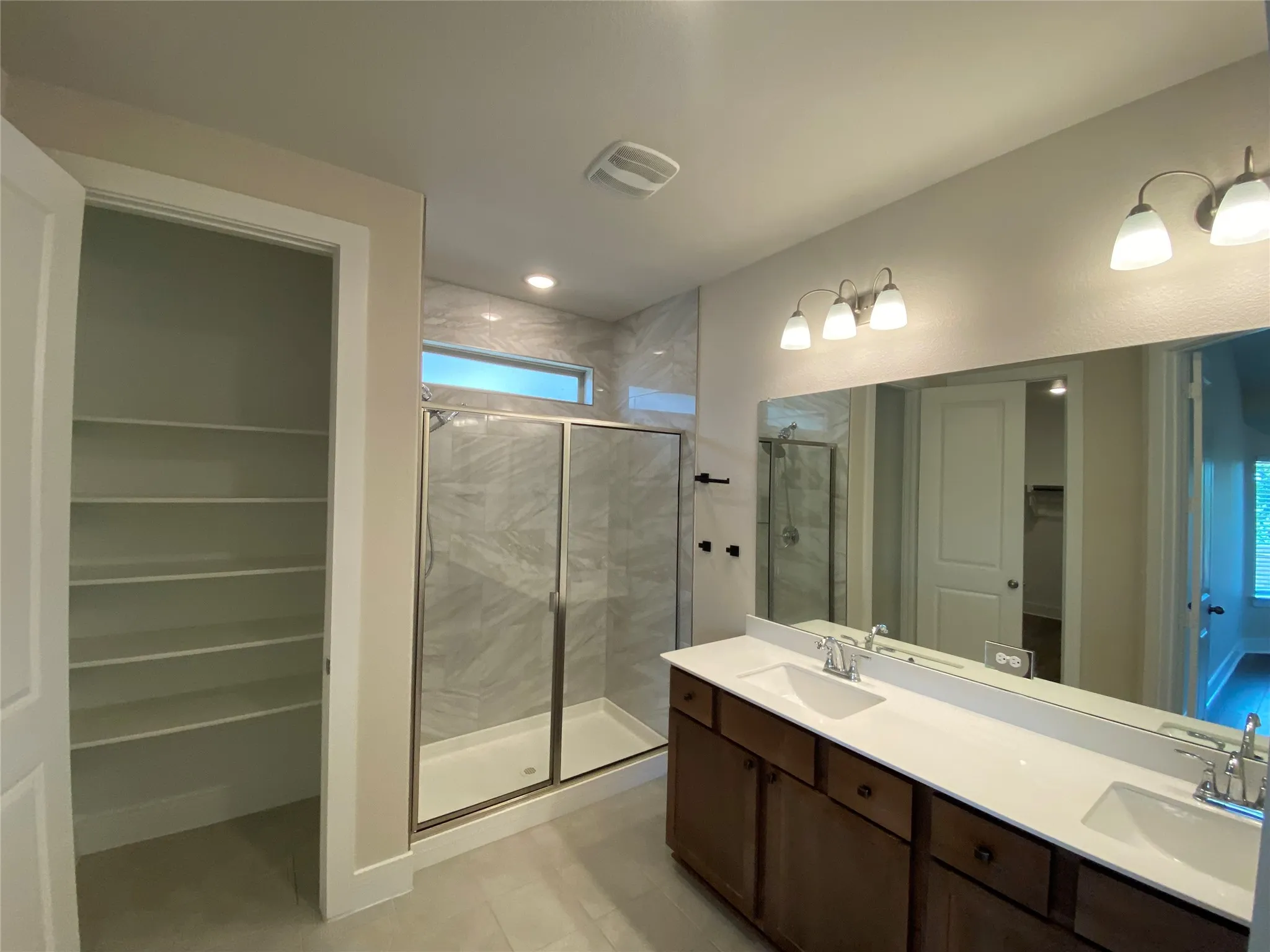 Single Family Residence For Sale in Rockwall County , 852 Reynolds Drive, Fate, Texas 75087, 4 Bedroom, 3 Bathroom, 2 Garage spaces, 2,181 Sqft, built in 2023, mls#21388784, Real Estate Agent in Fate, Homes For Sale in Rockwall county, Homes For Sale in Fate, Realtor in Fate Texas, Real Estate Brokerage Independent Realty Texas, Luminita Cordes Realtor