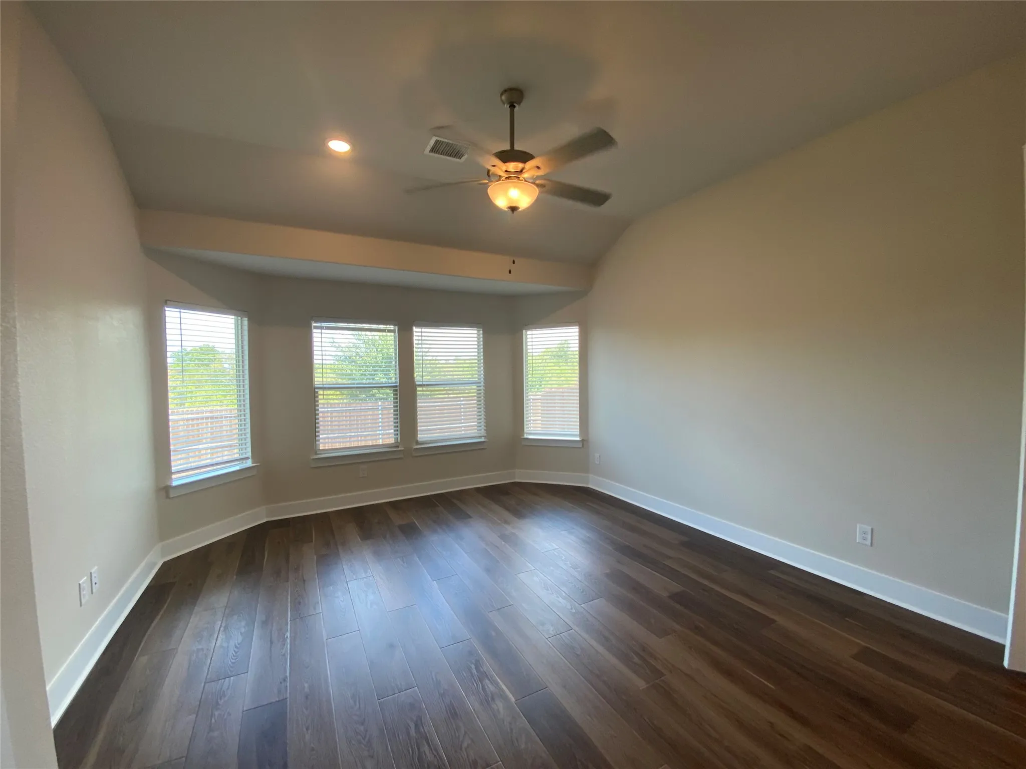 Single Family Residence For Sale in Rockwall County , 852 Reynolds Drive, Fate, Texas 75087, 4 Bedroom, 3 Bathroom, 2 Garage spaces, 2,181 Sqft, built in 2023, mls#21388784, Real Estate Agent in Fate, Homes For Sale in Rockwall county, Homes For Sale in Fate, Realtor in Fate Texas, Real Estate Brokerage Independent Realty Texas, Luminita Cordes Realtor