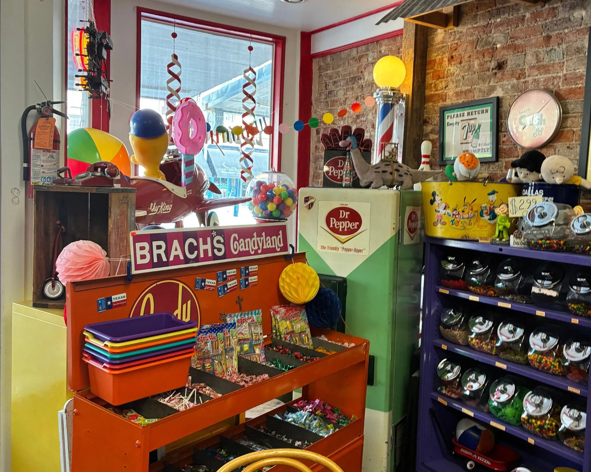 Retail For Sale in Fannin County , 325 N Main Street, Bonham, Texas 75418, 0, 0, Garage spaces, 0 Sqft, built in 1890, mls#21385837, Real Estate Agent in Bonham, Homes For Sale in Fannin county, Homes For Sale in Bonham, Realtor in Bonham Texas, Real Estate Brokerage Independent Realty Texas, Luminita Cordes Realtor
