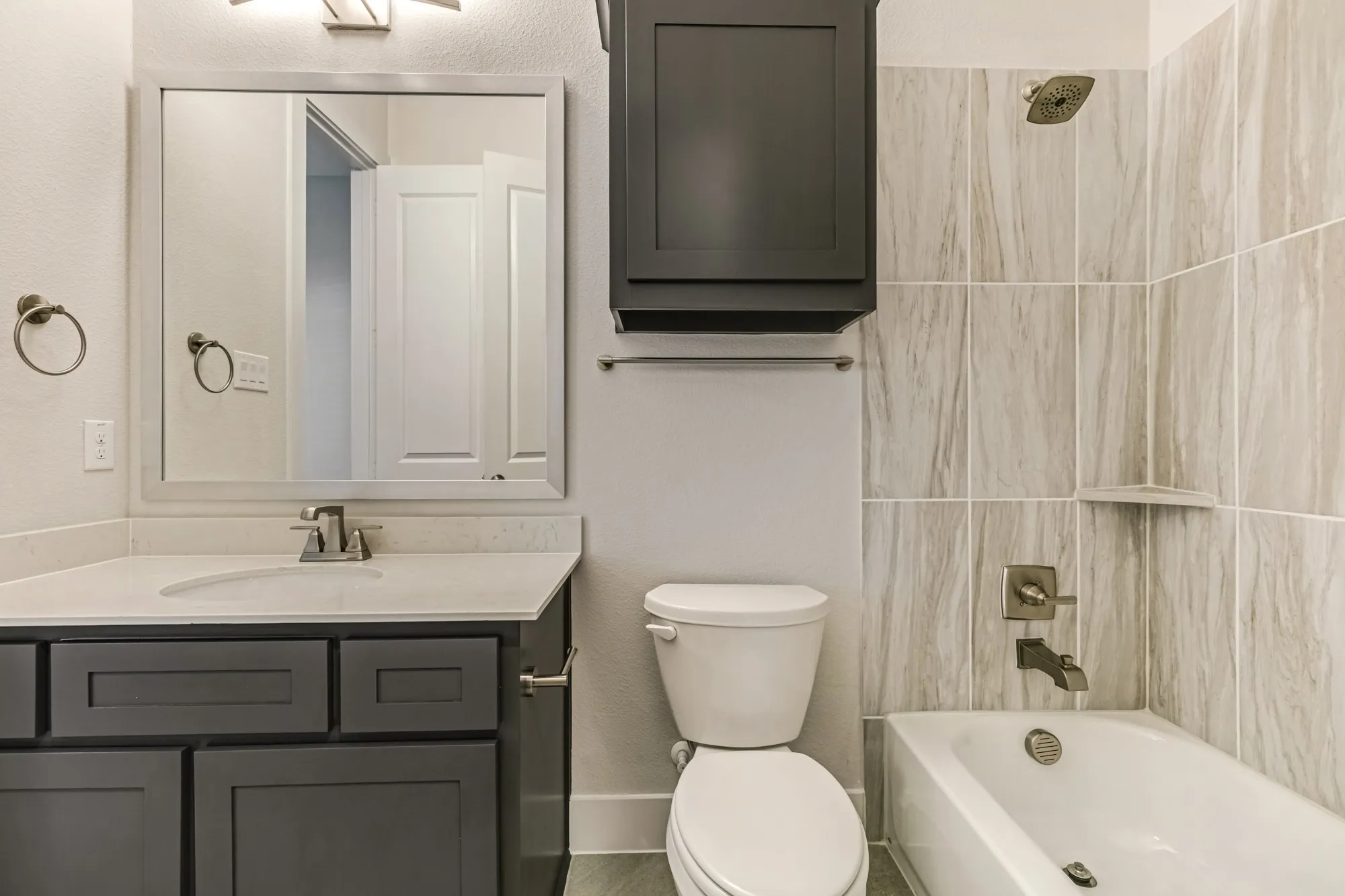 Single Family Residence For Sale in Tarrant County , 10129 La Frontera Drive, Fort Worth, Texas 76179, 4 Bedroom, 4 Bathroom, 2 Garage spaces, 2,613 Sqft, built in 2024, mls#21387080, Real Estate Agent in Fort Worth, Homes For Sale in Tarrant county, Homes For Sale in Fort Worth, Realtor in Fort Worth Texas, Real Estate Brokerage Independent Realty Texas, Luminita Cordes Realtor