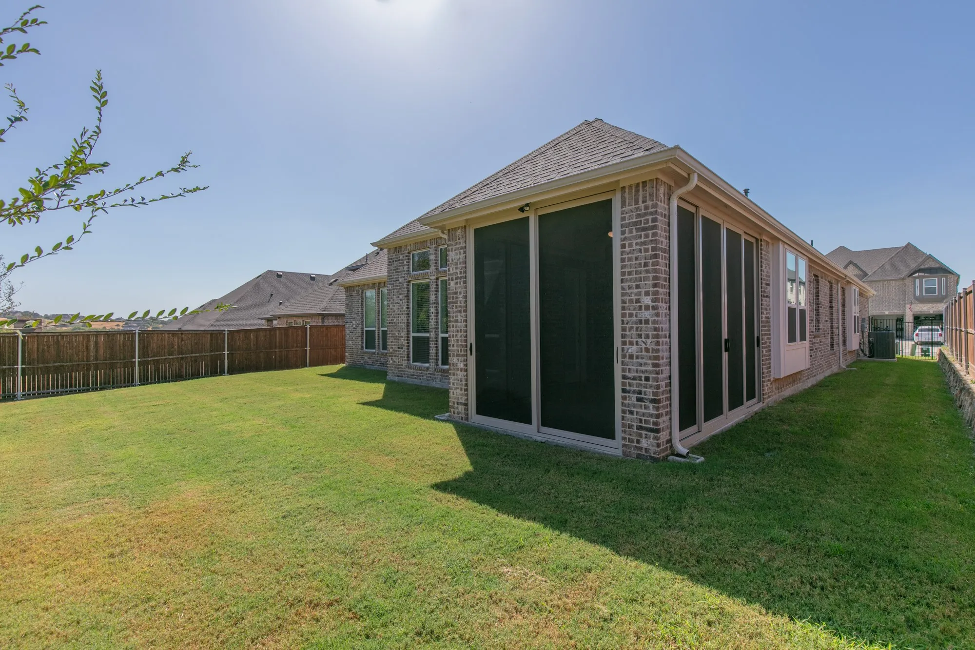 Single Family Residence For Sale in Tarrant County , 10129 La Frontera Drive, Fort Worth, Texas 76179, 4 Bedroom, 4 Bathroom, 2 Garage spaces, 2,613 Sqft, built in 2024, mls#21387080, Real Estate Agent in Fort Worth, Homes For Sale in Tarrant county, Homes For Sale in Fort Worth, Realtor in Fort Worth Texas, Real Estate Brokerage Independent Realty Texas, Luminita Cordes Realtor