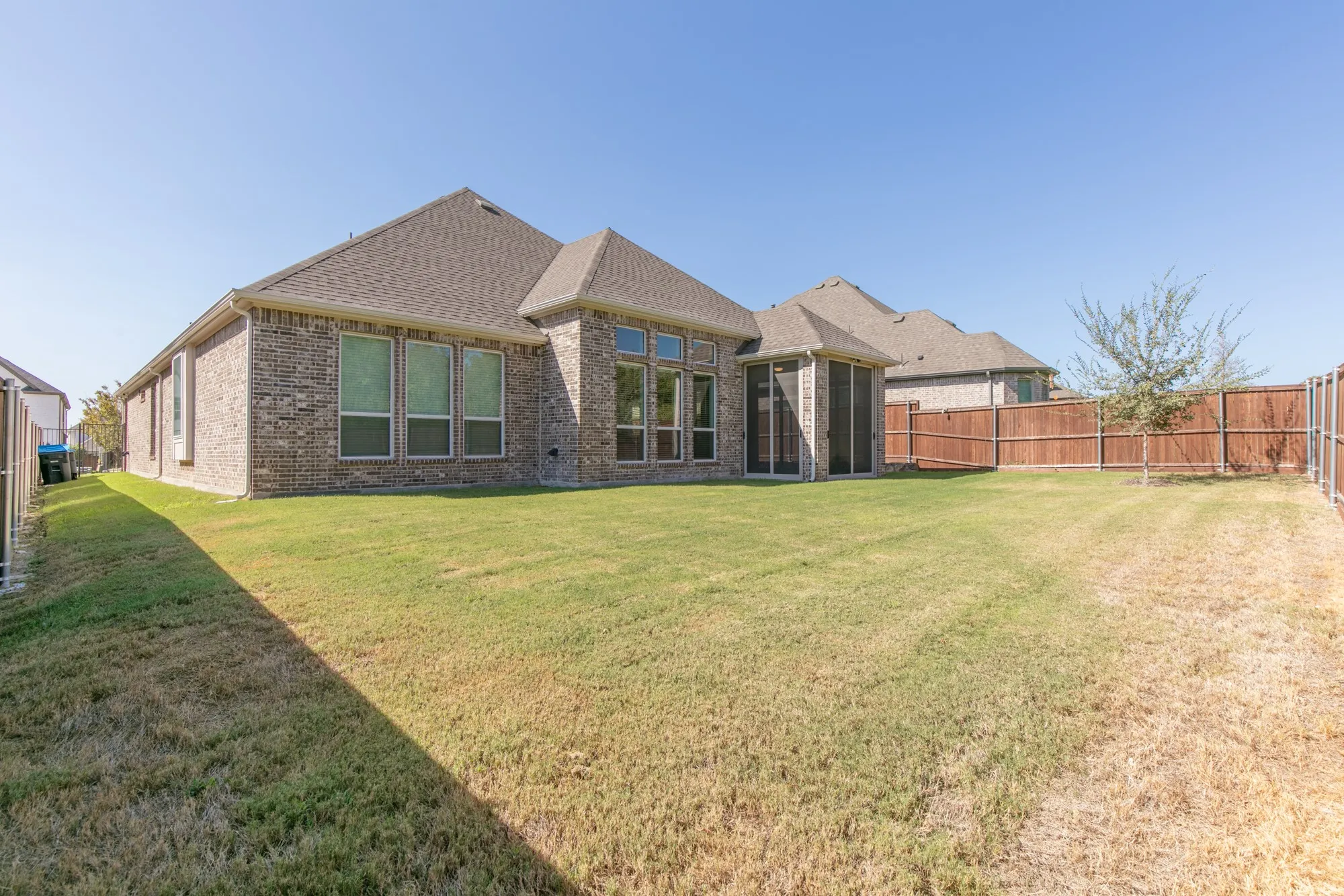 Single Family Residence For Sale in Tarrant County , 10129 La Frontera Drive, Fort Worth, Texas 76179, 4 Bedroom, 4 Bathroom, 2 Garage spaces, 2,613 Sqft, built in 2024, mls#21387080, Real Estate Agent in Fort Worth, Homes For Sale in Tarrant county, Homes For Sale in Fort Worth, Realtor in Fort Worth Texas, Real Estate Brokerage Independent Realty Texas, Luminita Cordes Realtor