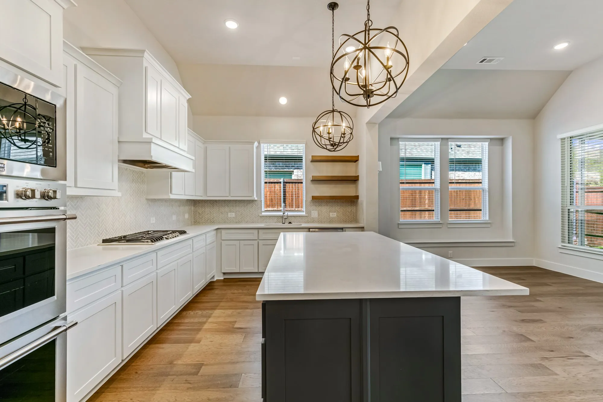 Single Family Residence For Sale in Tarrant County , 10129 La Frontera Drive, Fort Worth, Texas 76179, 4 Bedroom, 4 Bathroom, 2 Garage spaces, 2,613 Sqft, built in 2024, mls#21387080, Real Estate Agent in Fort Worth, Homes For Sale in Tarrant county, Homes For Sale in Fort Worth, Realtor in Fort Worth Texas, Real Estate Brokerage Independent Realty Texas, Luminita Cordes Realtor