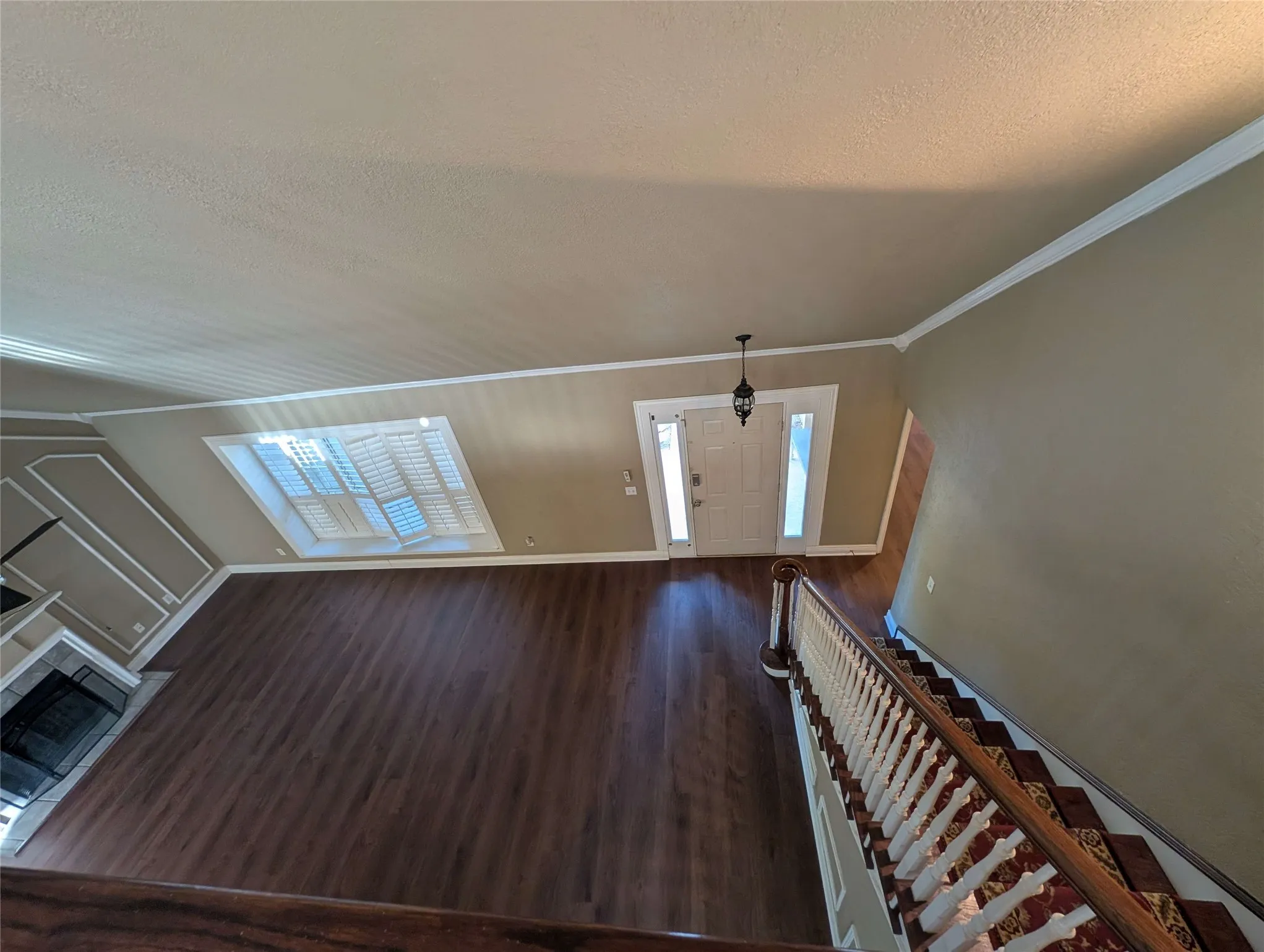 Single Family Residence For Rent in Denton County , 1940 Cedar Ridge Drive, Lewisville, Texas 75067, 3 Bedroom, 3 Bathroom, 2 Garage spaces, 2,141 Sqft, built in 1985, mls#21386545, Real Estate Agent in Lewisville, Homes For Rent in Denton county, Homes For Rent in Lewisville, Realtor in Lewisville Texas, Real Estate Brokerage Independent Realty Texas, Luminita Cordes Realtor